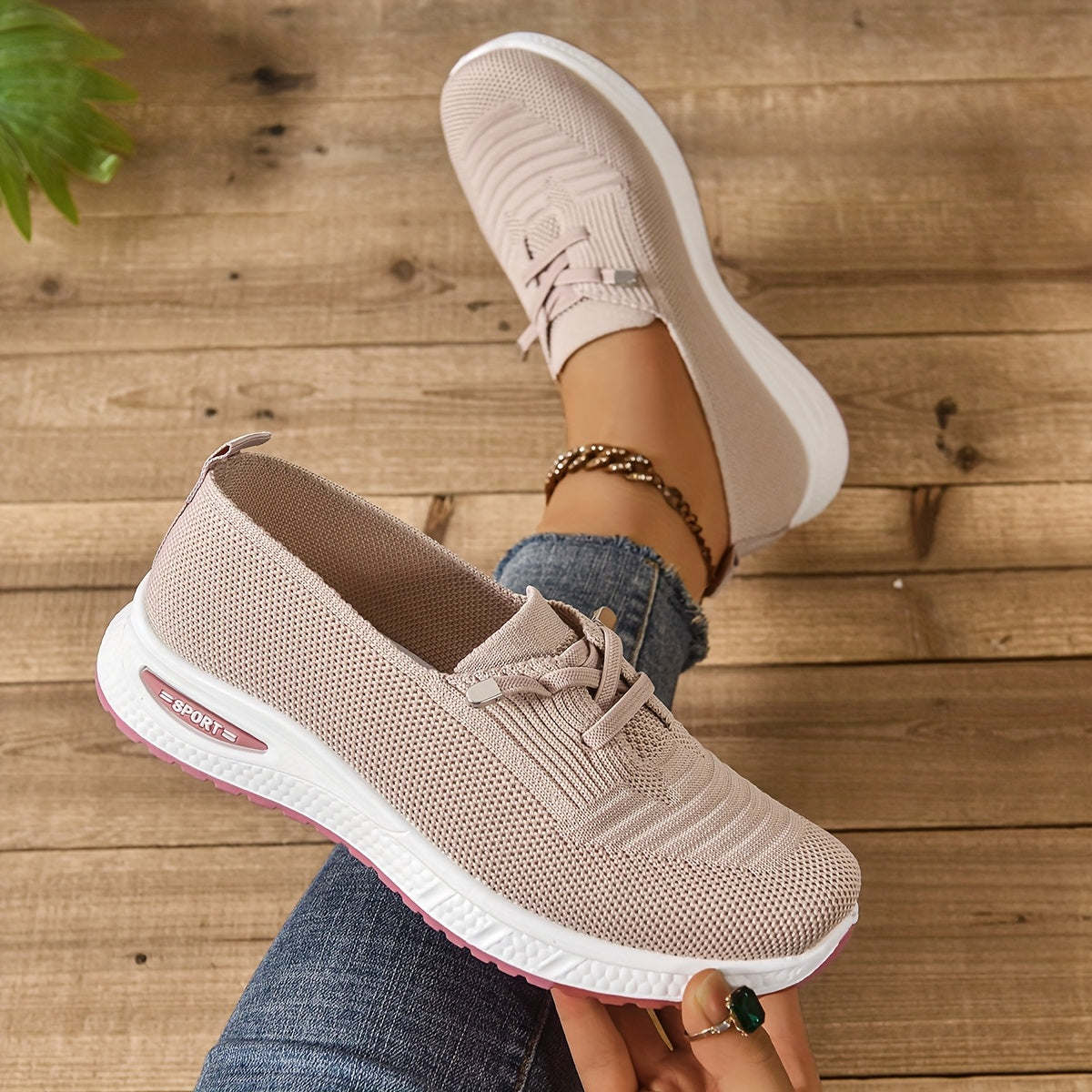 Women's Solid Color Casual Sneakers Low Top Lace-Up All-Season Fabric