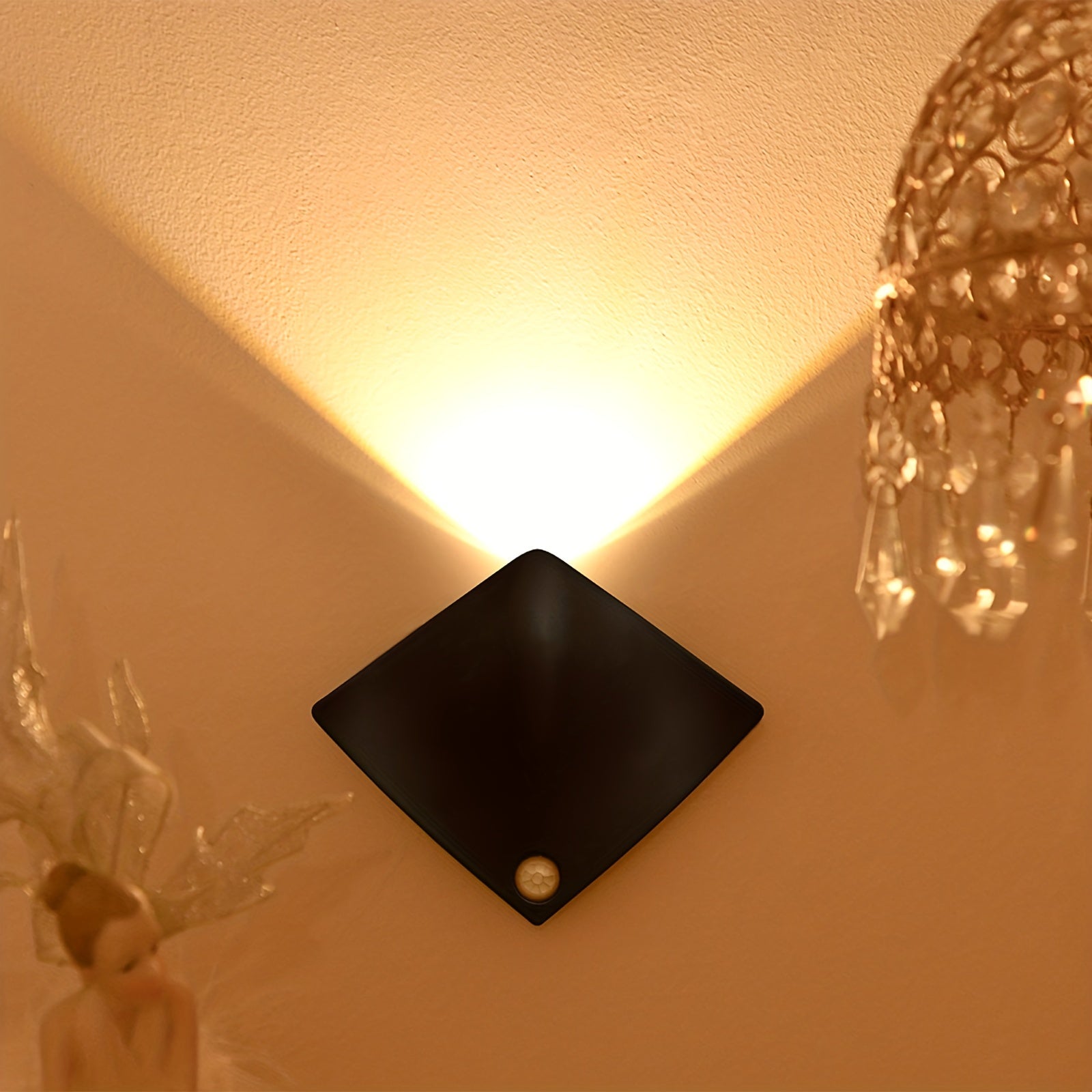 Modern Manta Ray Motion Sensor Wall Light LED Night Lamp Rechargeable Battery for Bedroom Living Room