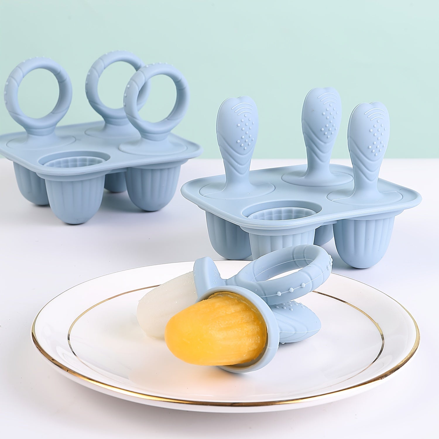 Silicone Popsicle Mold for Homemade Ice Cream and Frozen Treats with 4 Holes