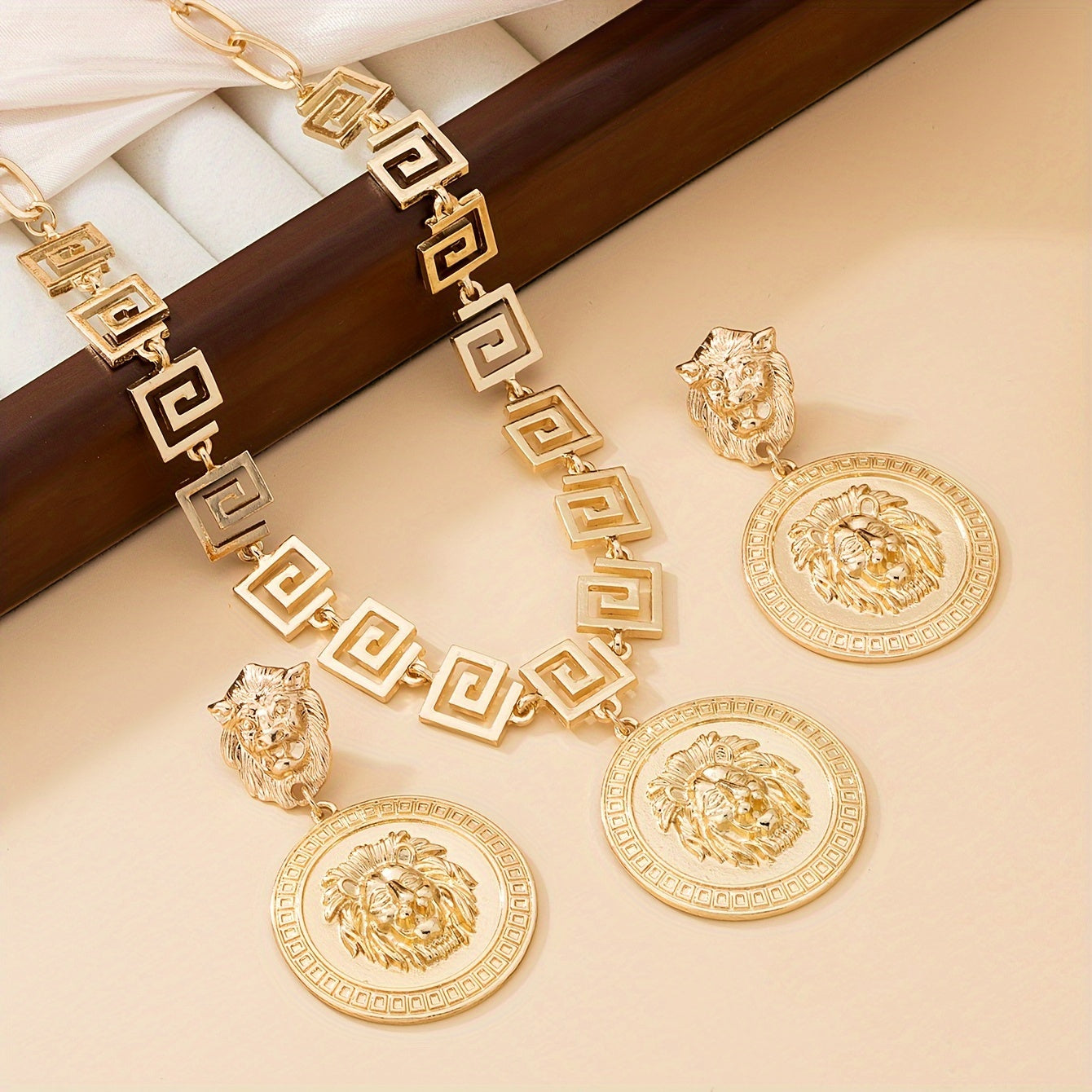 Gold Plated Lion Head Pendant Necklace and Earring Set for Women Minimalist Zinc Alloy Jewelry