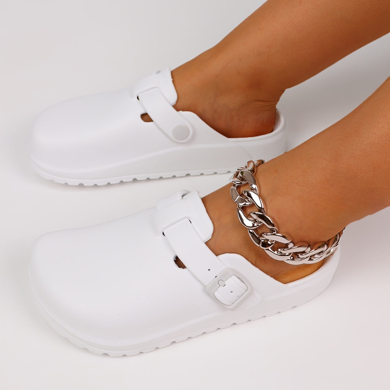 Women's EVA Clogs Non-Slip Closed-Toe Platform Sandals for Beach Garden Casual