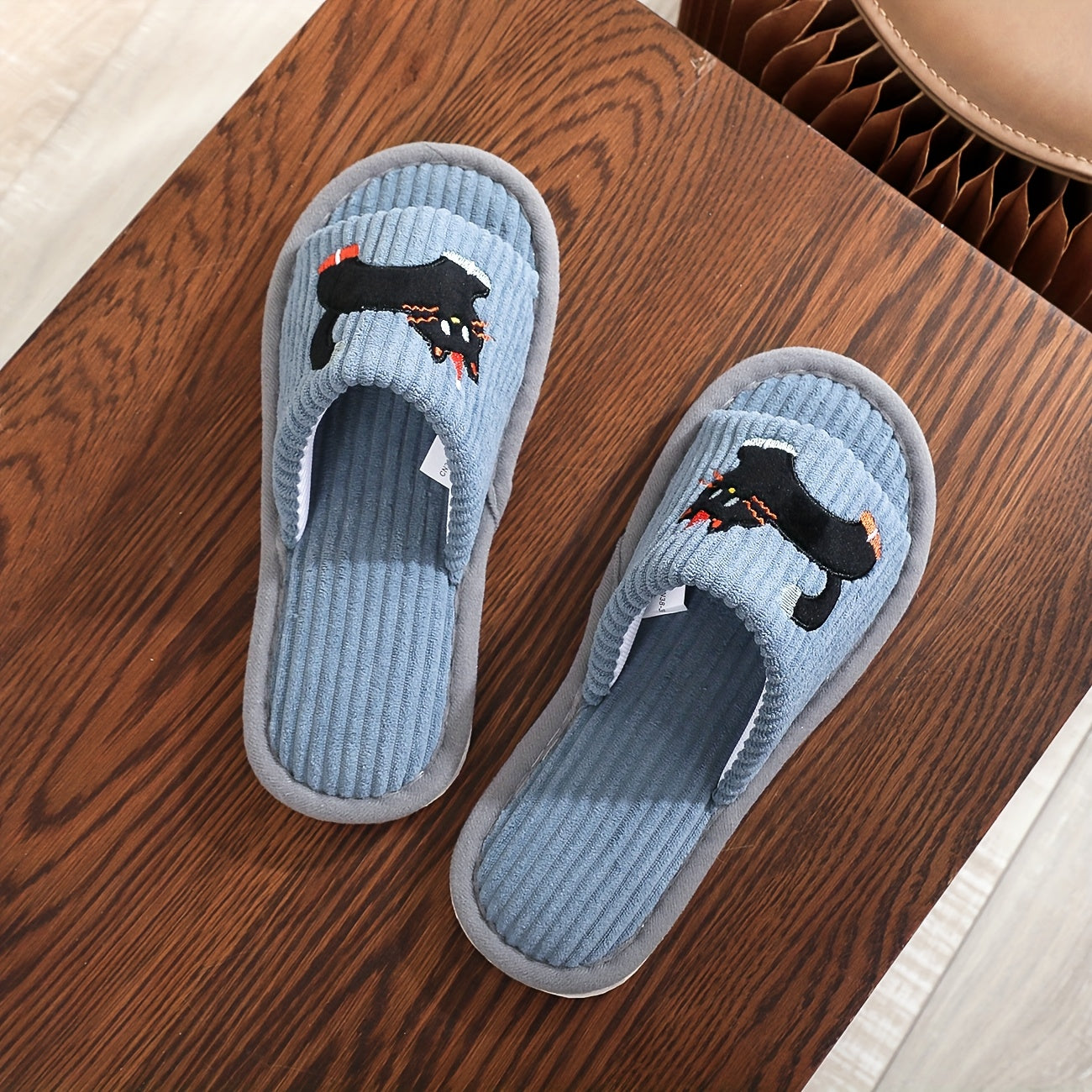 Women's Cartoon Cat Slip-On Slippers | EVA Sole Non-Slip Indoor House Shoes