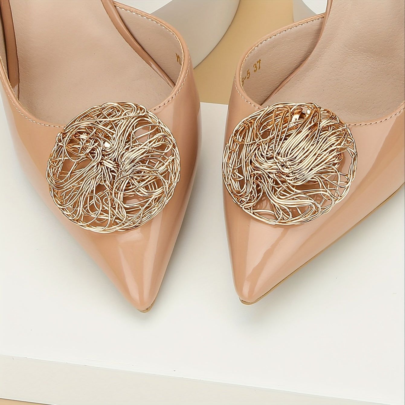 Women's Metal Round Buckle Shoe Clips Detachable High Heel Accessories