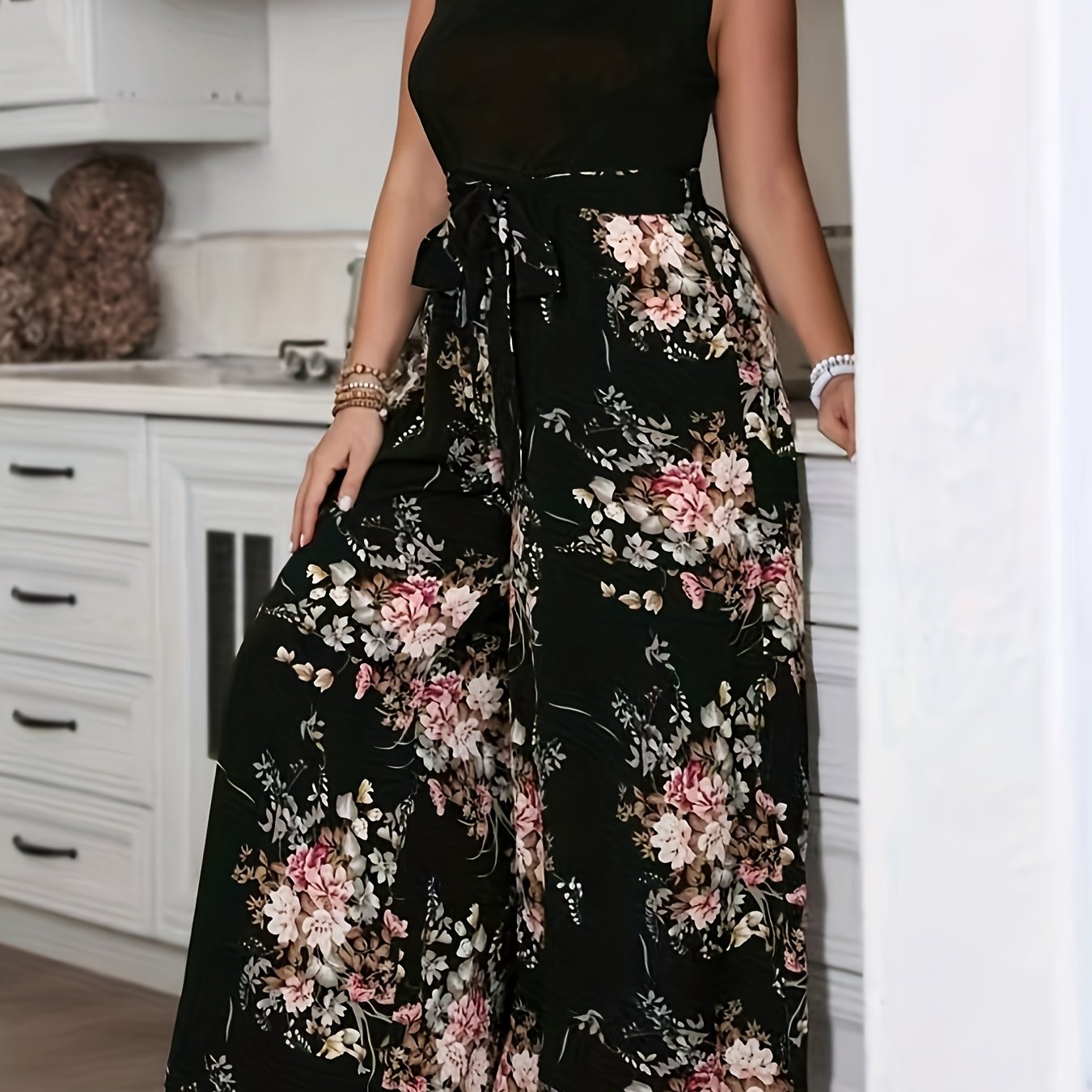 Plus Size Women's Floral Print Sleeveless Jumpsuit Loose Fit Wide Leg Ootfit