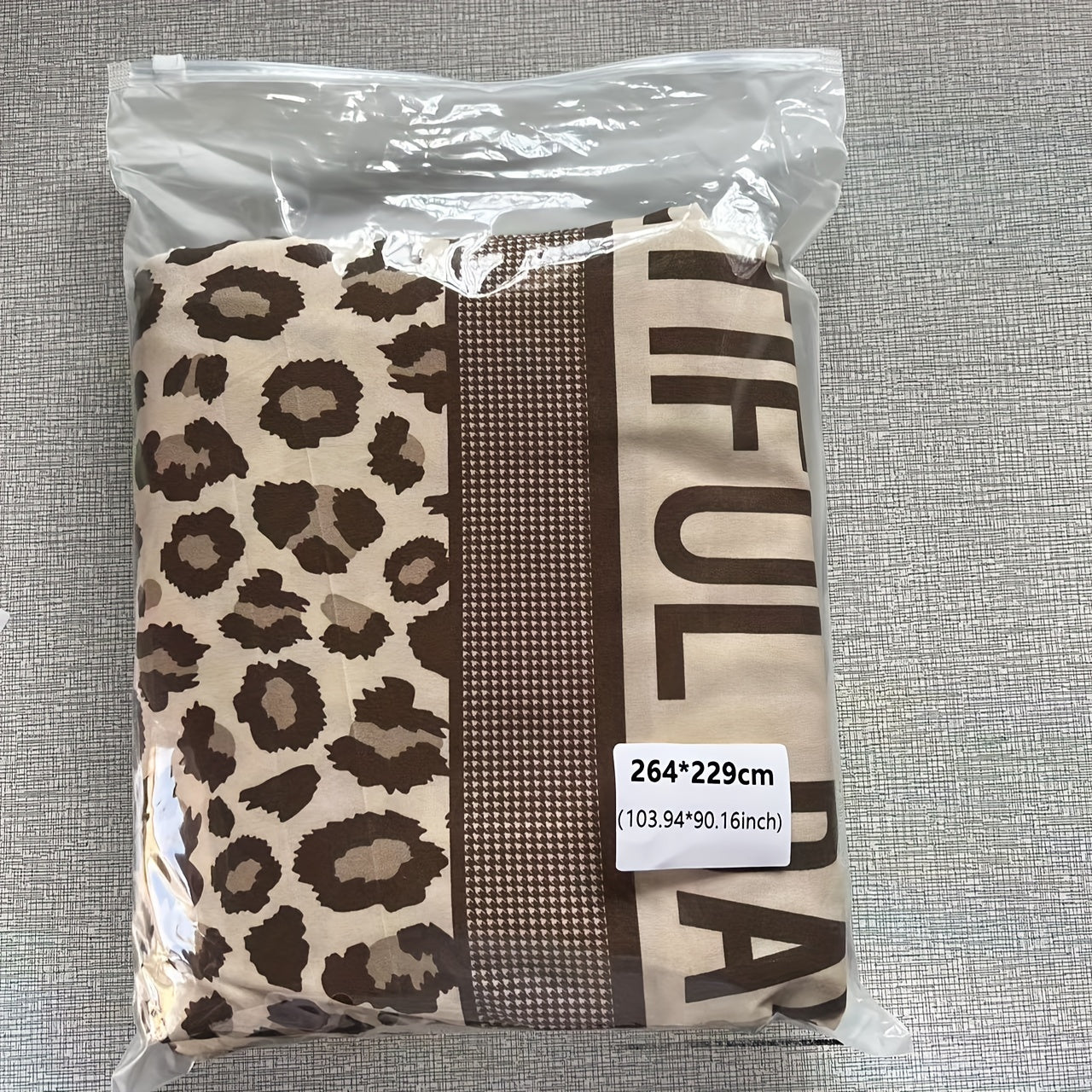 Leopard Print Duvet Cover Set with 2 Pillowcases for Bedroom and Guest Room