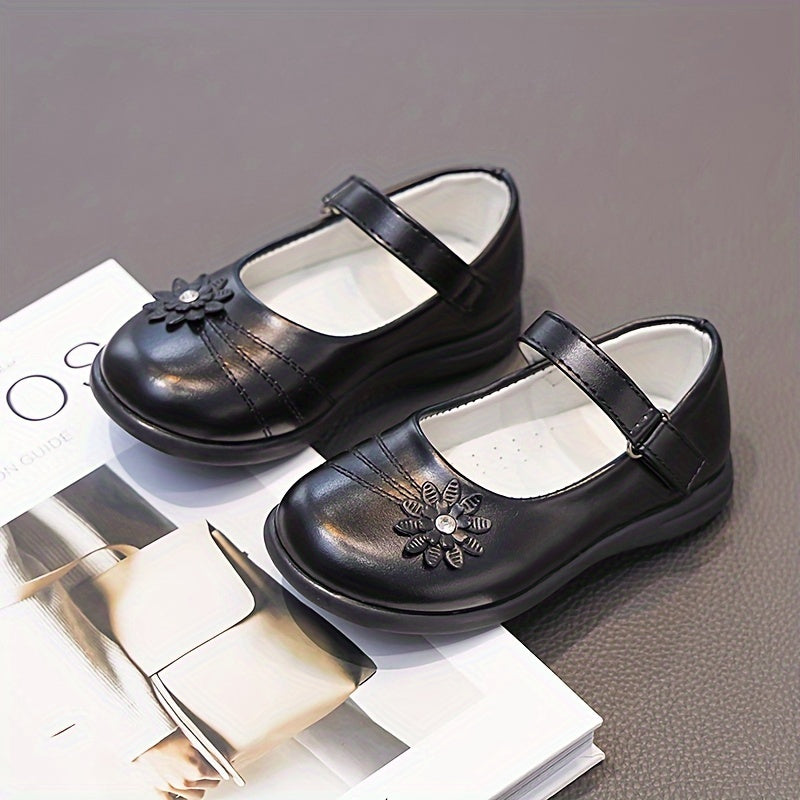 Qizlar uchun Preppy uslubidagi raqs poyabzallari, gullar bilan bezatilgan, yengil va sirpanmaydigan, chiqishlar va partiyalar uchun.