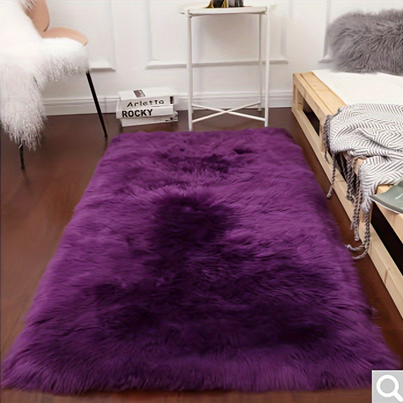 White Faux Sheepskin Rug, Plush Carpet for Living Room and Bedroom