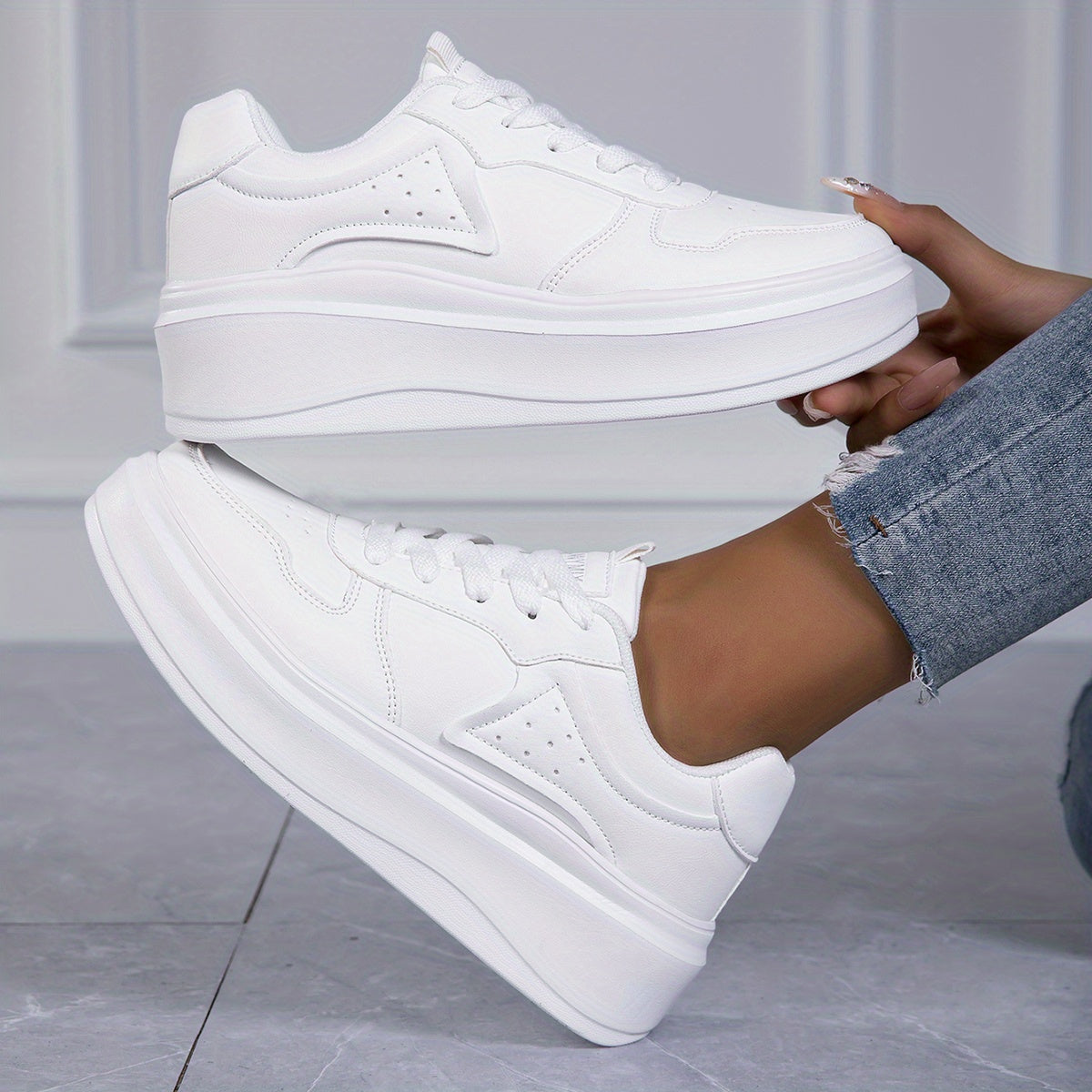 Women's White Sneakers Cushioned Platform Lace-Up Shoes All-Day Comfort