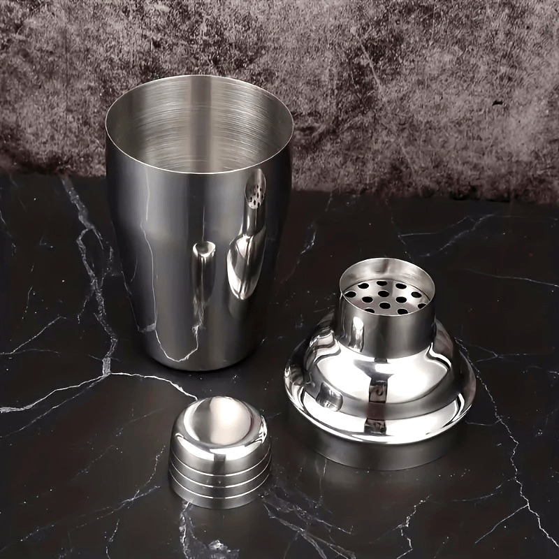 Stainless Steel Cocktail Shaker Barware for Mixing Drinks