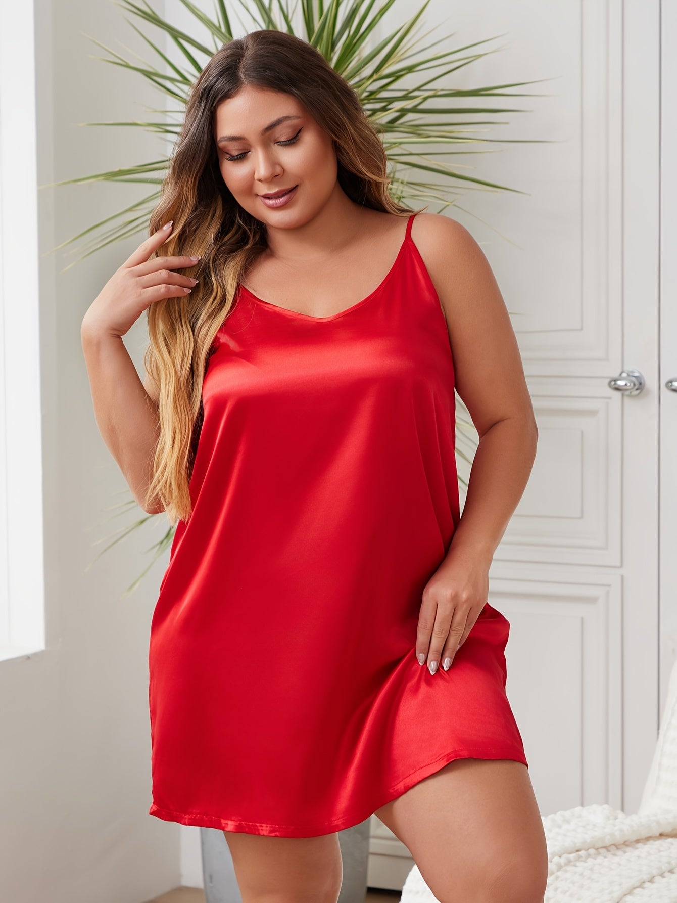 Vestido de dormir de satén para mujer talla plus con escote en V