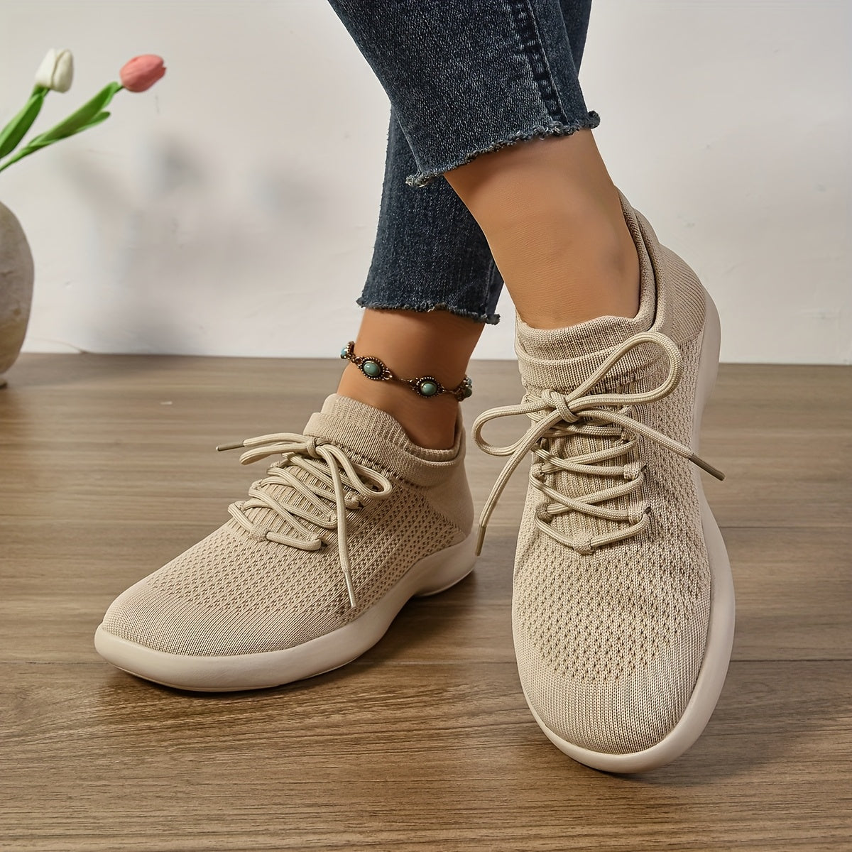 Women's Casual Low Top Lace Up Walking Shoes Breathable Non Slip Fabric