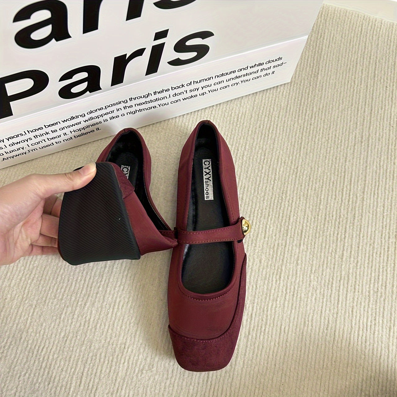 Ayollar uchun tekis poyabzal kvadrat barmoqli, bilak bog‘lamli, engil, qulay