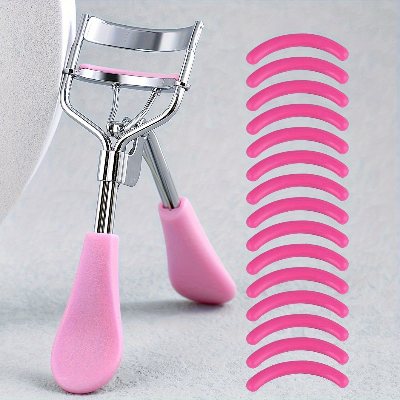 Portable Eyelash Curler Stainless Steel Handle with 15 Silicone Pads for Lifting and Shaping