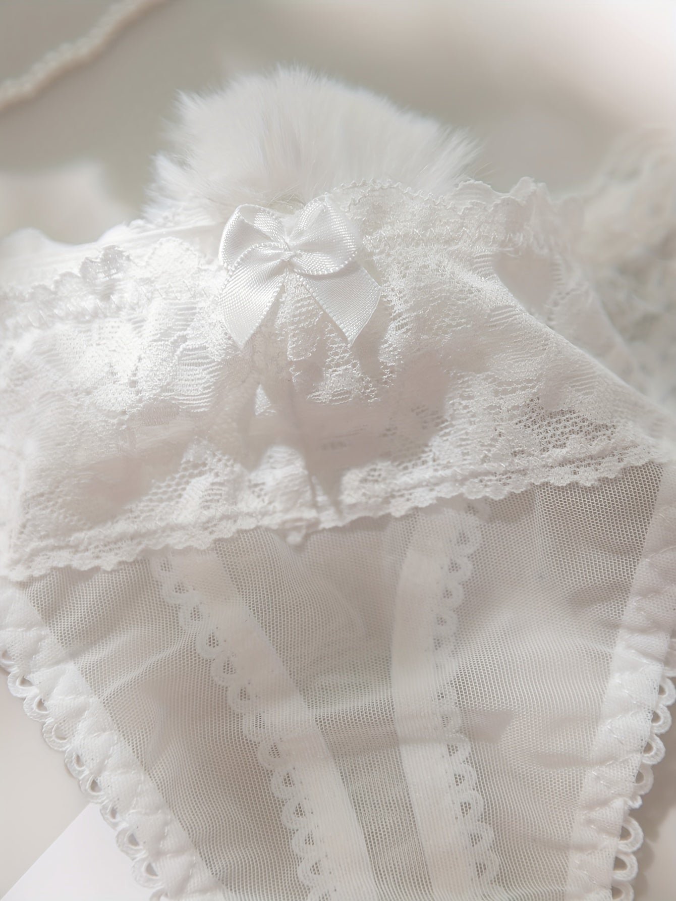 Women's Lace Trim Pompom Low Waist Panties Comfortable Underwear