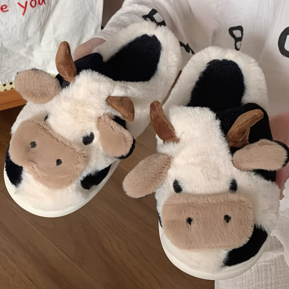 Unisex Cow Slippers Indoor Warm Plush All-Season Cozy Shoes