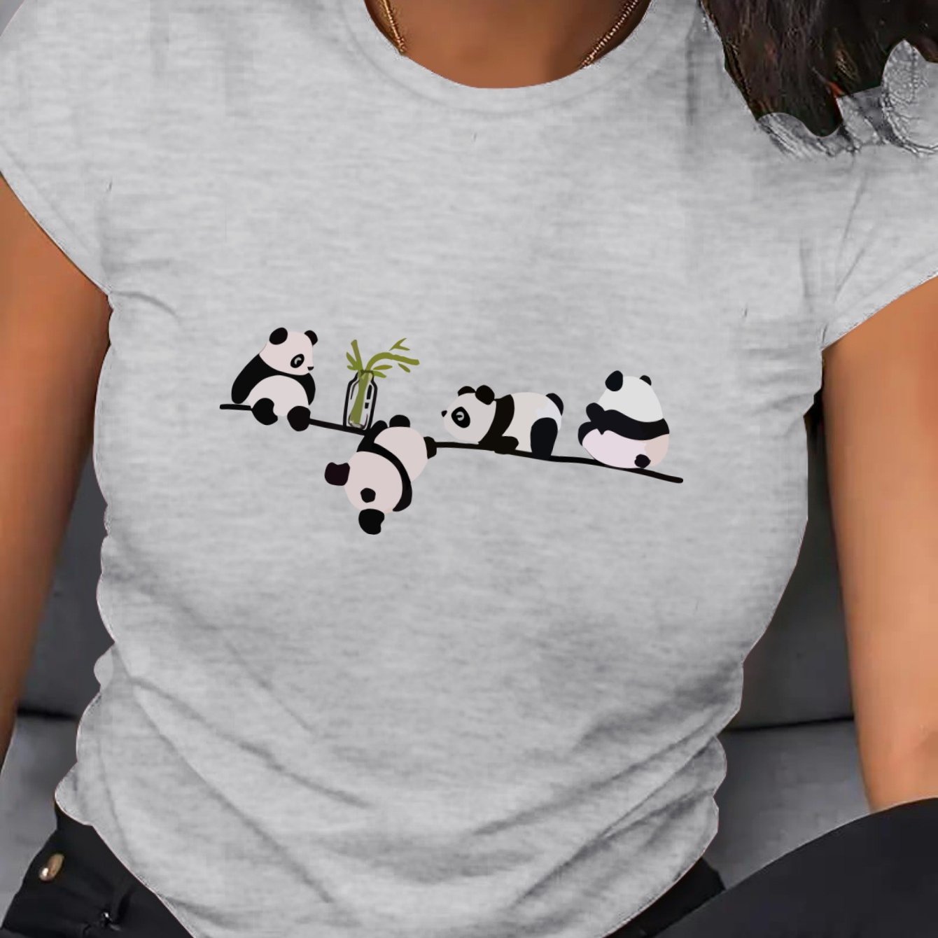 Camiseta casual de poliéster para mujer talla grande con estampado de panda para todas las estaciones