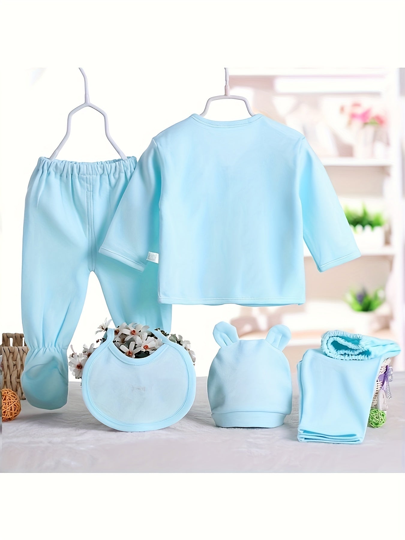 Newborn Cotton 5-Piece Clothing Set with Bib Underwear and Bag