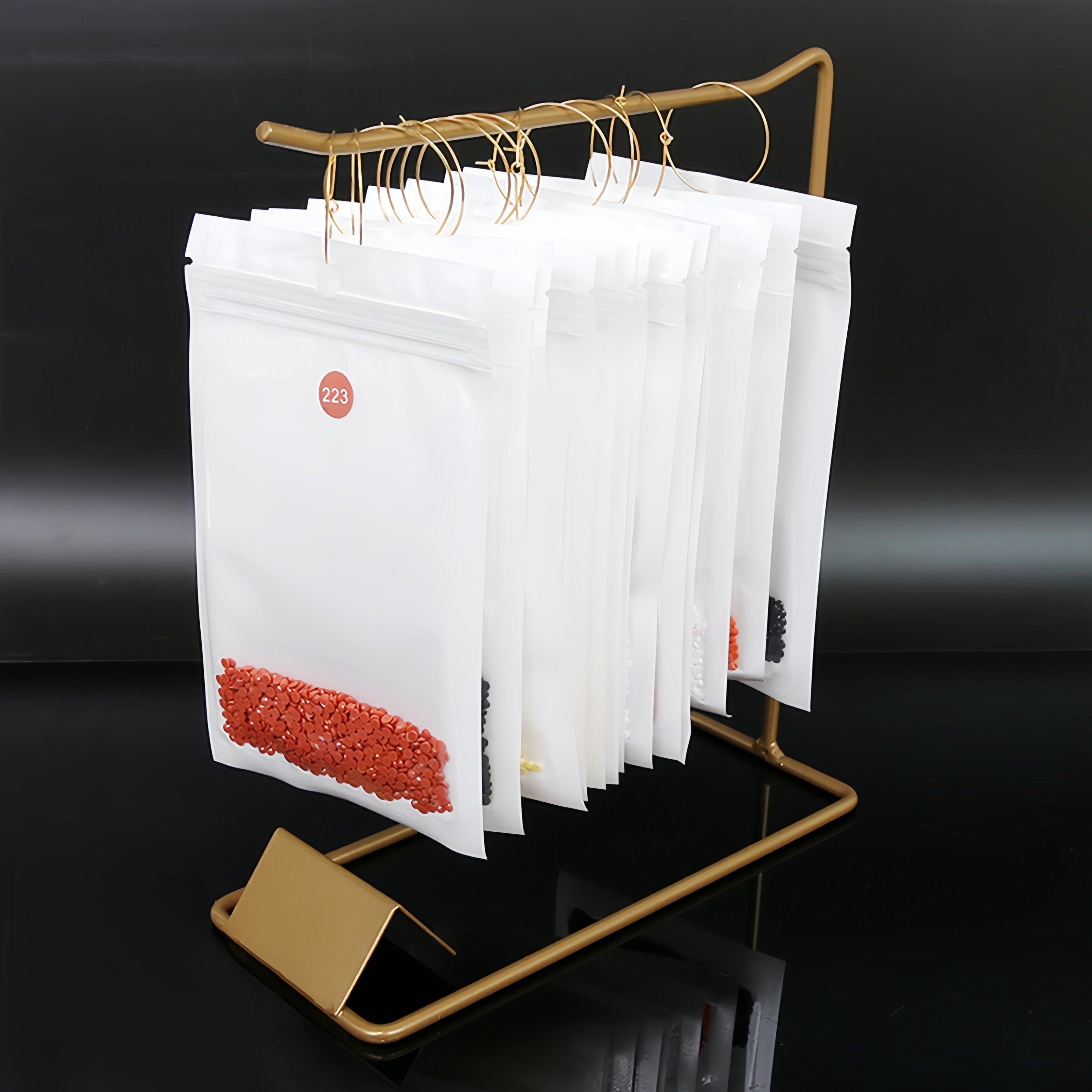 Set of 2 Modern Metal Jewelry Display Stands for Lipsticks, Keychains, and Necklaces