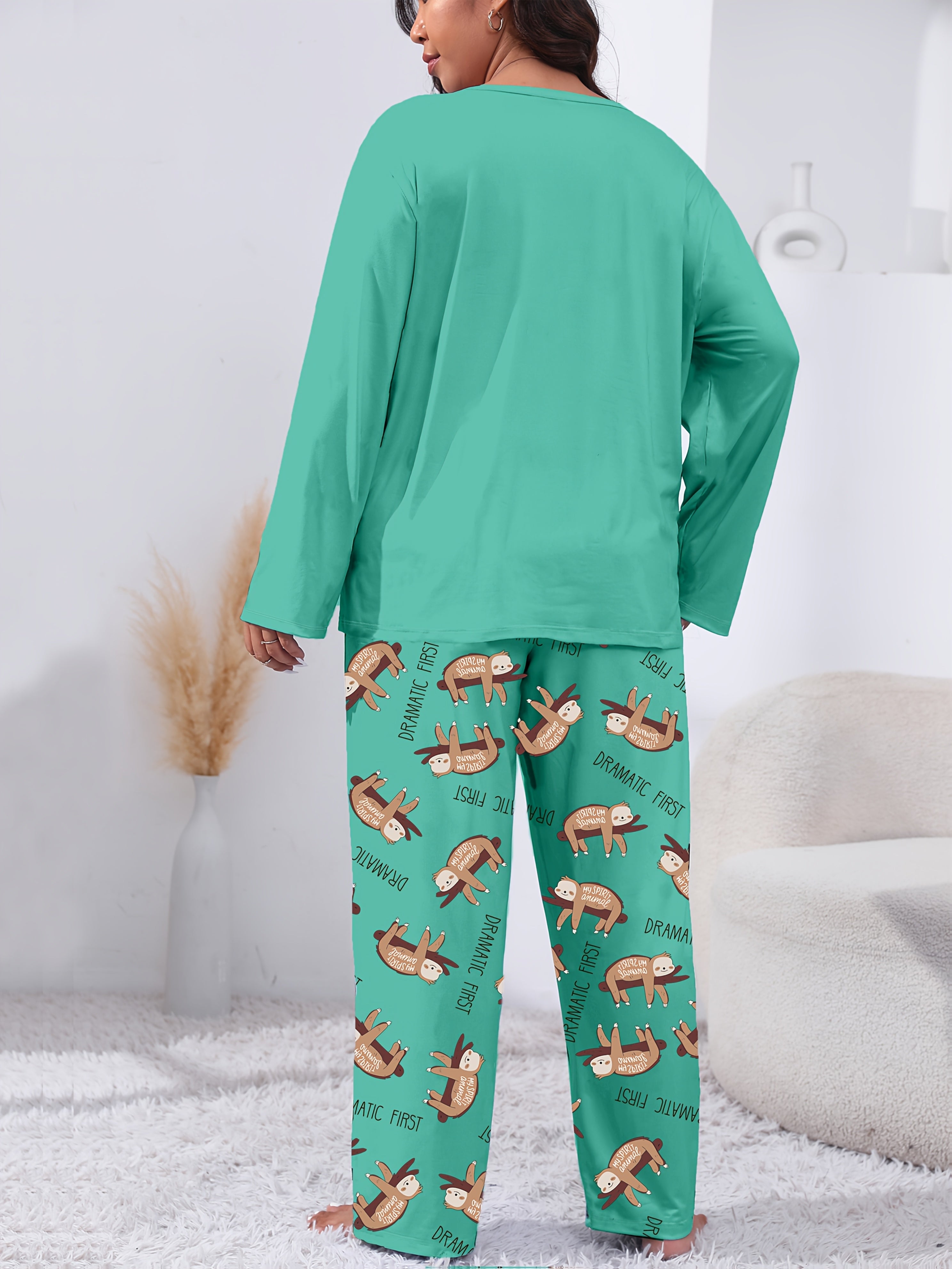 Plus Size Women's Pajama Set Soft Polyester Otter Print Long Sleeve Pants