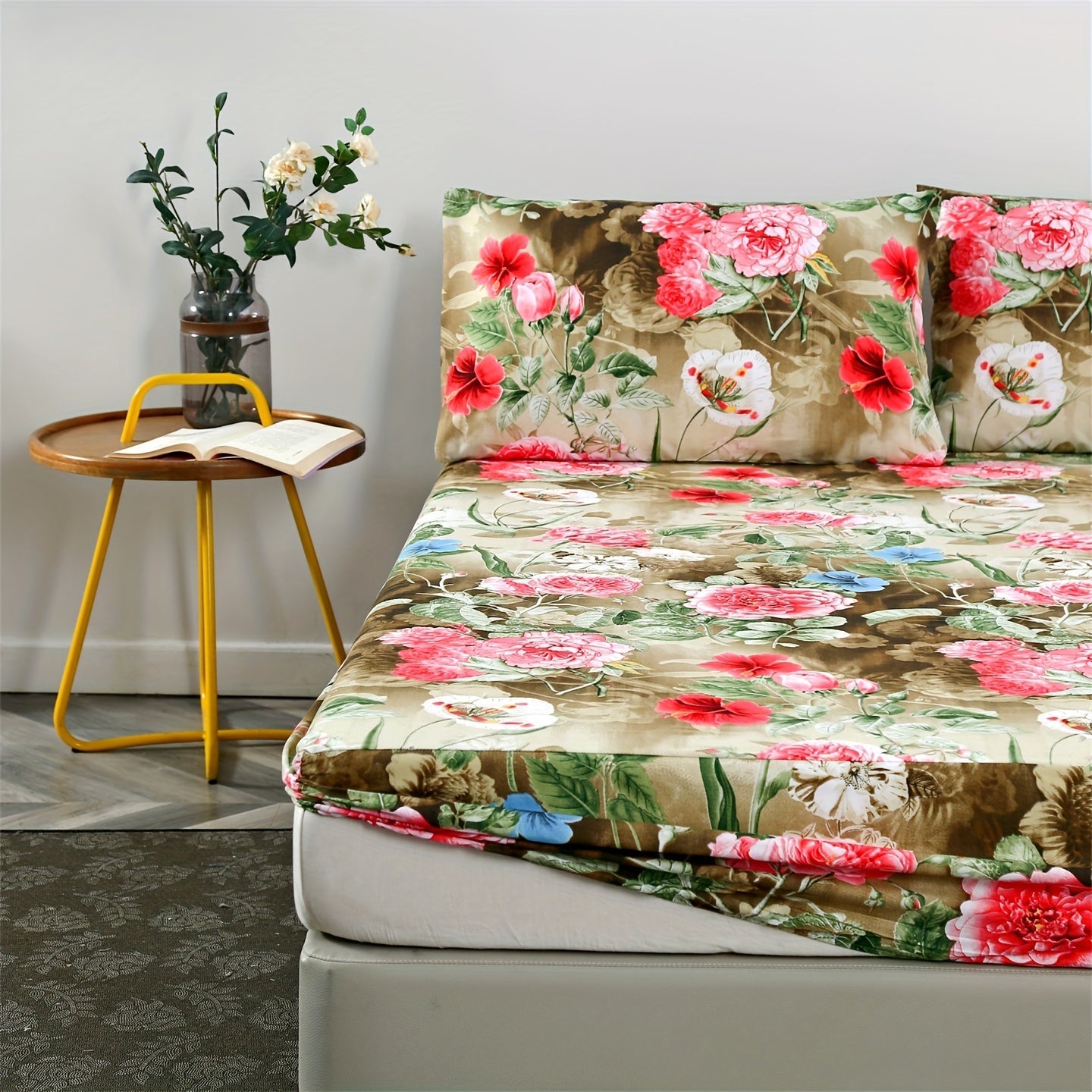 Floral Print Bedding Set with Fitted Sheet and Pillowcases for Bedroom and Guest Room