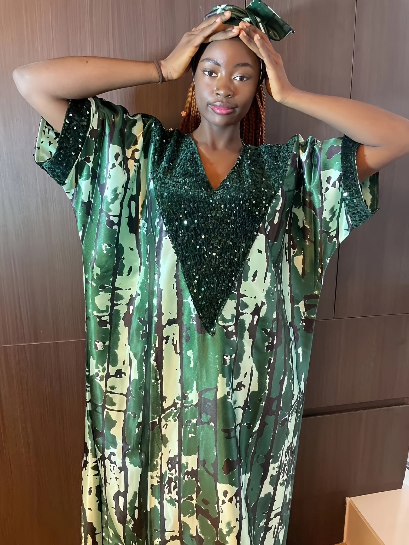 Women Plus Size V-Neck Kaftan Dress with Contrast Collar and Batwing Sleeves