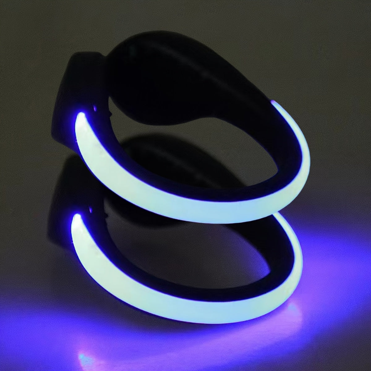 Unisex LED Shoe Light Clips Flashing Shoelaces for Night Running