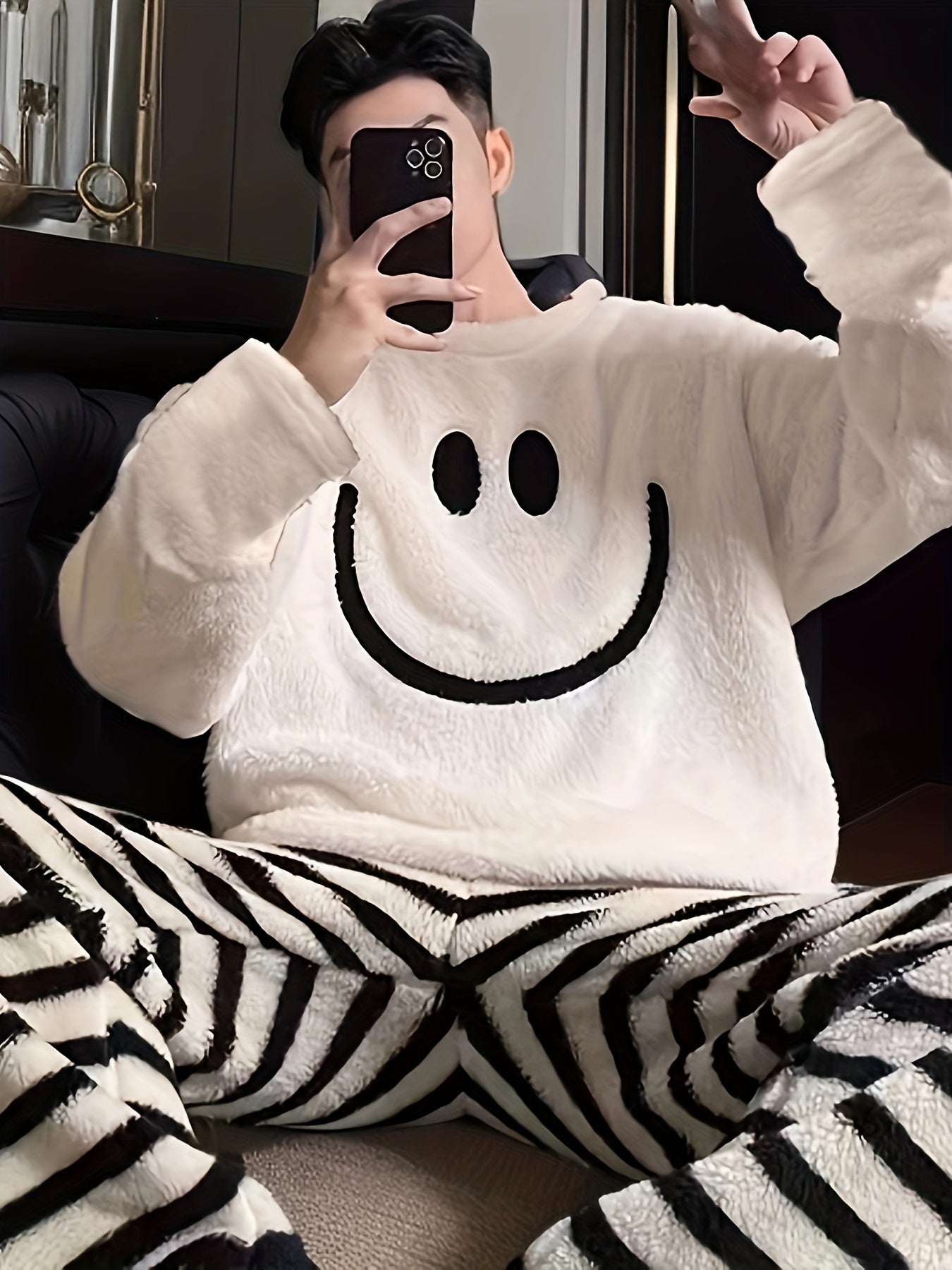Men's Fleece Cartoon Embroidered Pajama Set with Long Sleeve Crew Neck Top and Regular Fit Pants