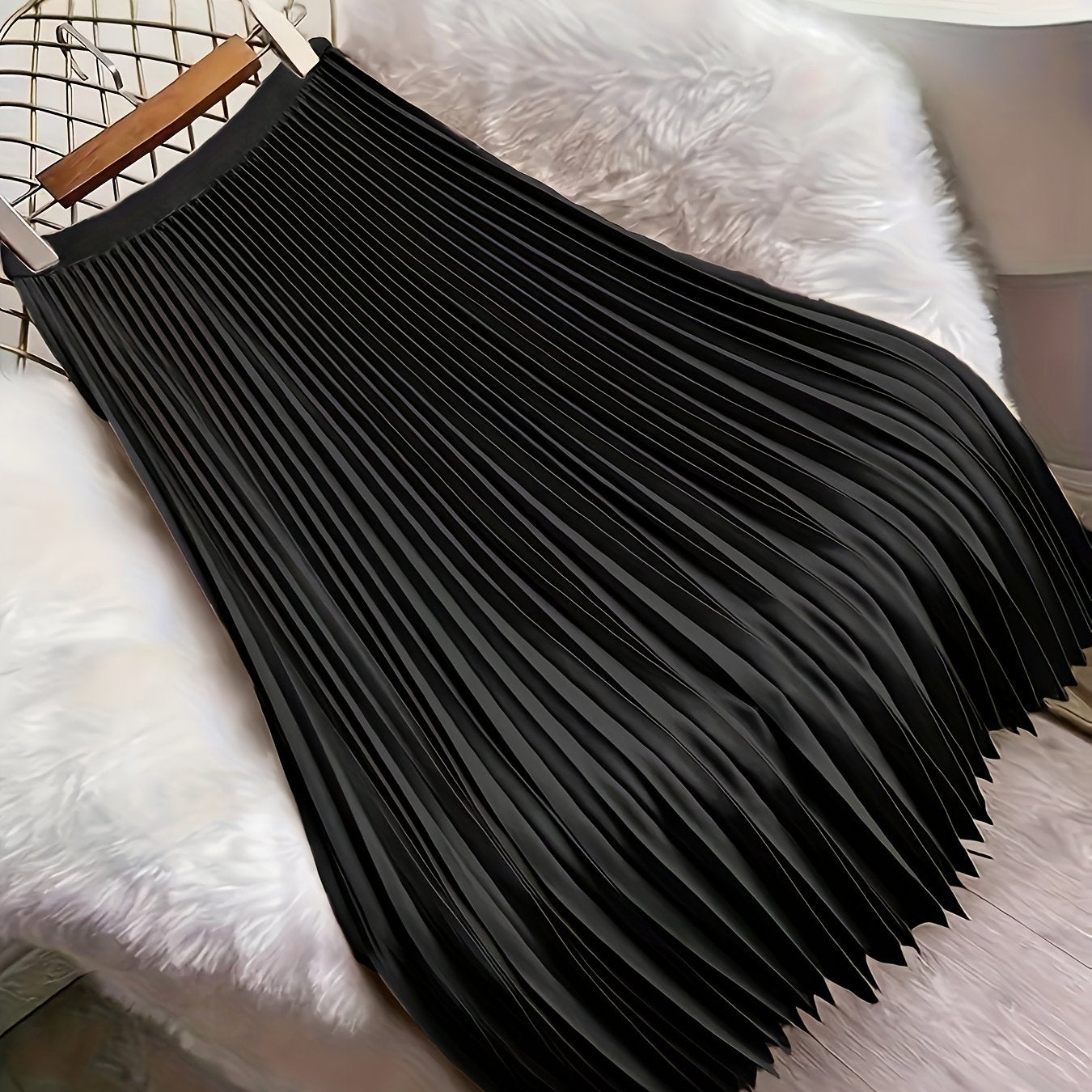 Women's Green Satin Pleated Maxi Skirt High-Waisted Flowing Spring Summer Fall