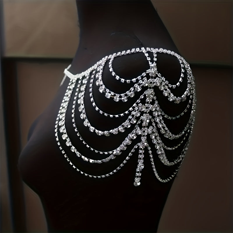 Voda bilan mashq qilish uchun sport inventarlari tanani shakllantirish va tonuslash uchun