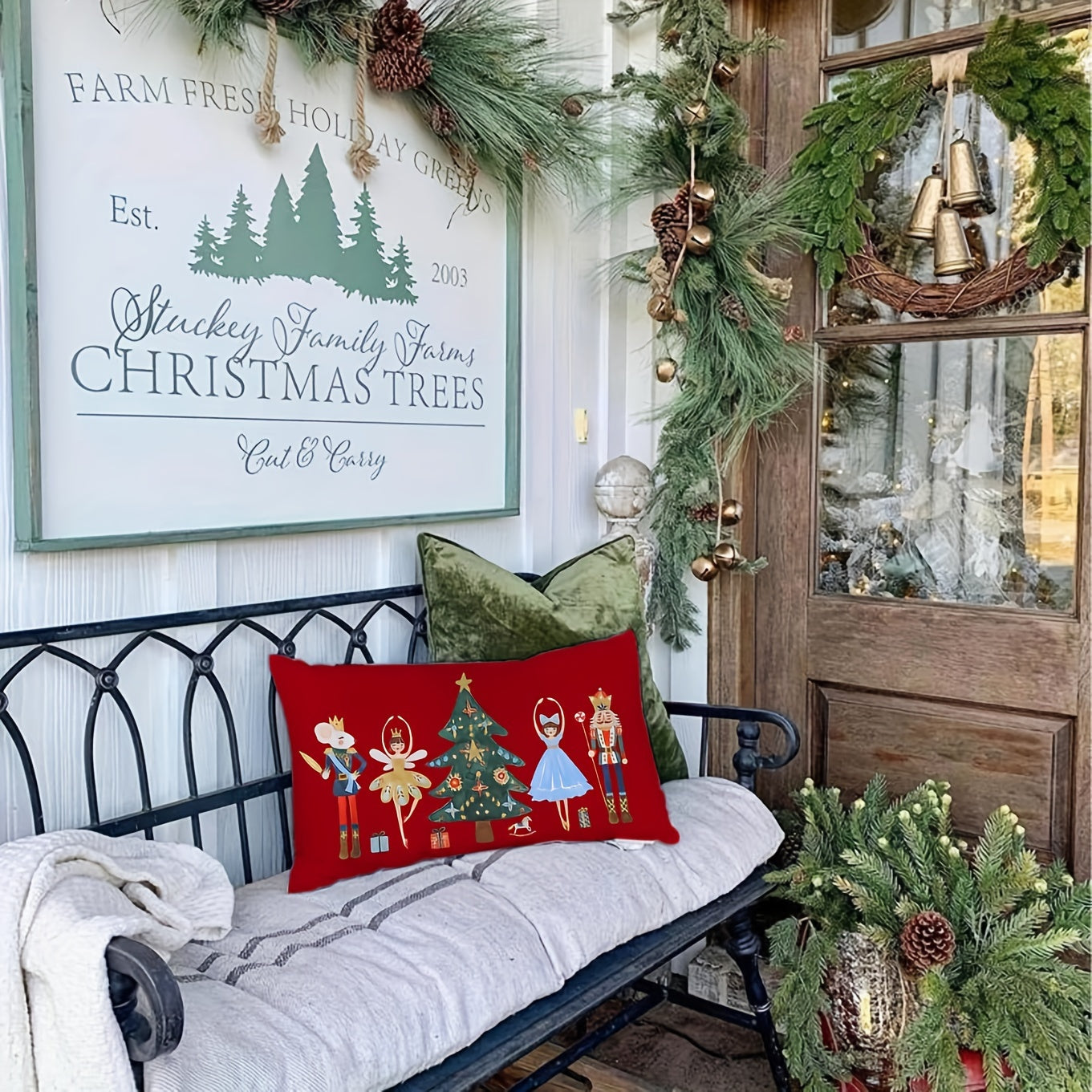 Contemporary Christmas Nutcracker Pillow Cover 30x50cm Polyester Zipper Closure