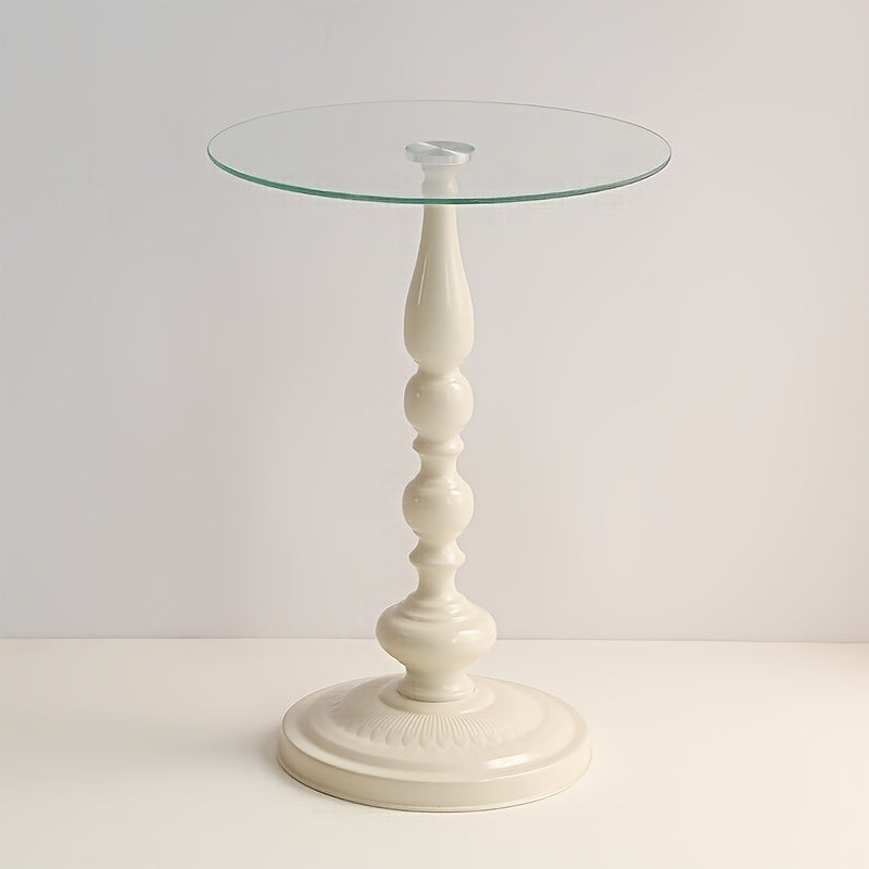 Skandinaviyalik Zamonaviy Minimalistik Burchak, Temir Qayta Ishlangan Ta'siri Bilan: Yotoqxona Qahva Stoli, Balkon To'plami, Kichik Dumaloq Stol, Divan va Temperli Shisha Mehmonxona Mebelini O'z Ichiga Oladi, Zamonaviy Uy Bezash Uchun.