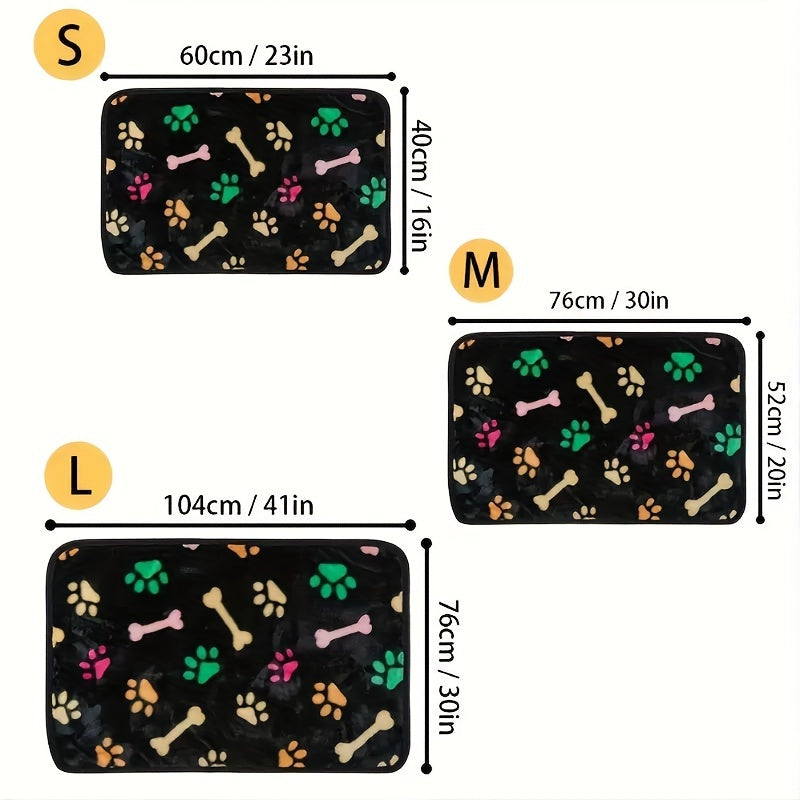 Stain-Resistant Fleece Pet Blanket with Bone Pattern Machine Washable for Dogs and Cats