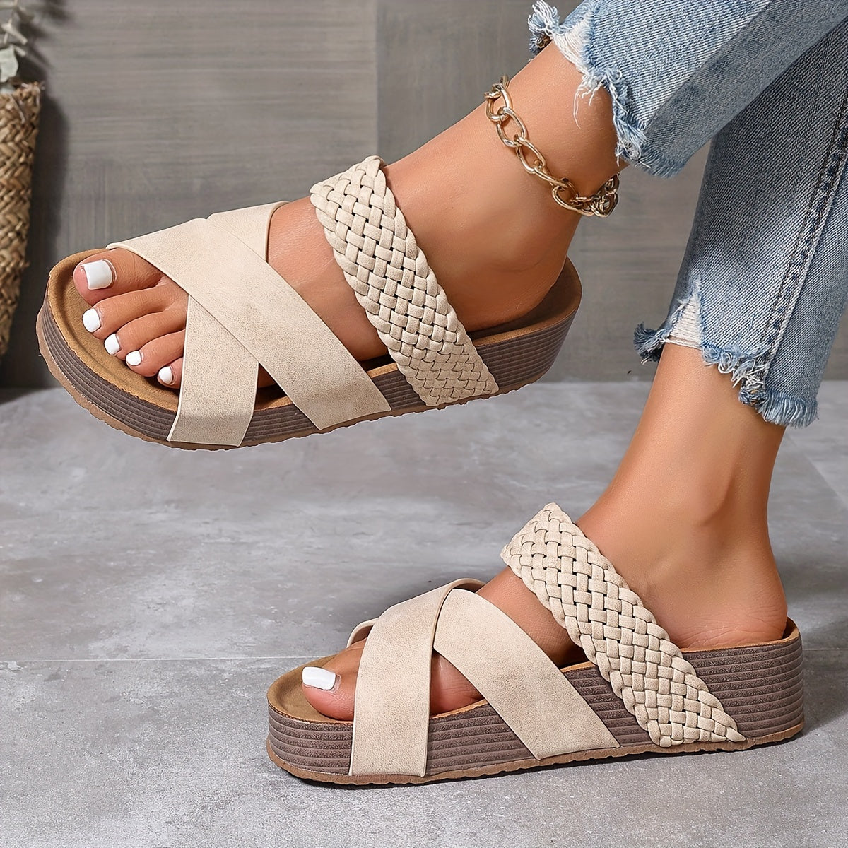 Women's Summer Slide Sandals Open Toe Braided Platform Shoes in Solid Colors