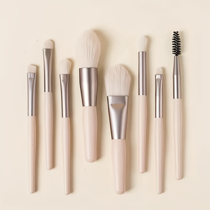 Synthetic Makeup Brush Set for Beginners and Professionals with Travel Case
