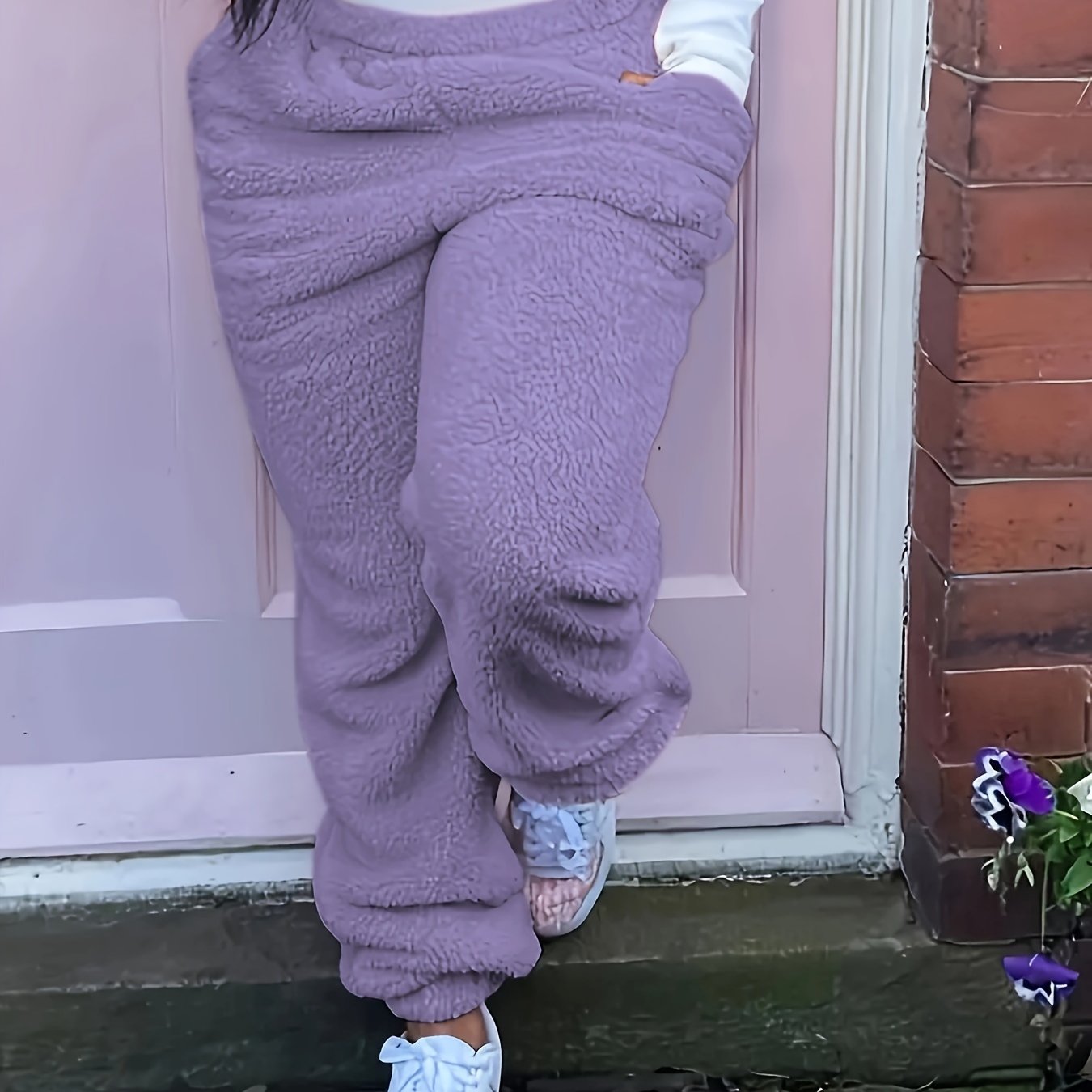 Ayollar uchun dam olish va uyqu kiyimlari uchun yumshoq, elastik belbog'li qulay lounge shimlar.