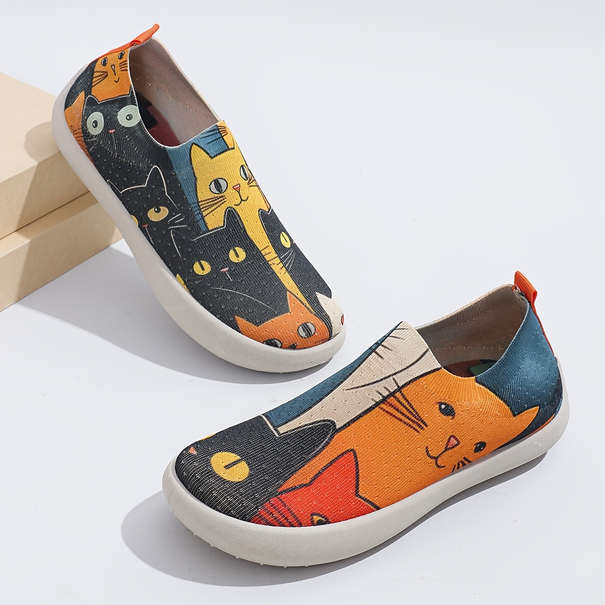 Women's Breathable Canvas Sneakers with Cat Print Slip-On Casual Shoes