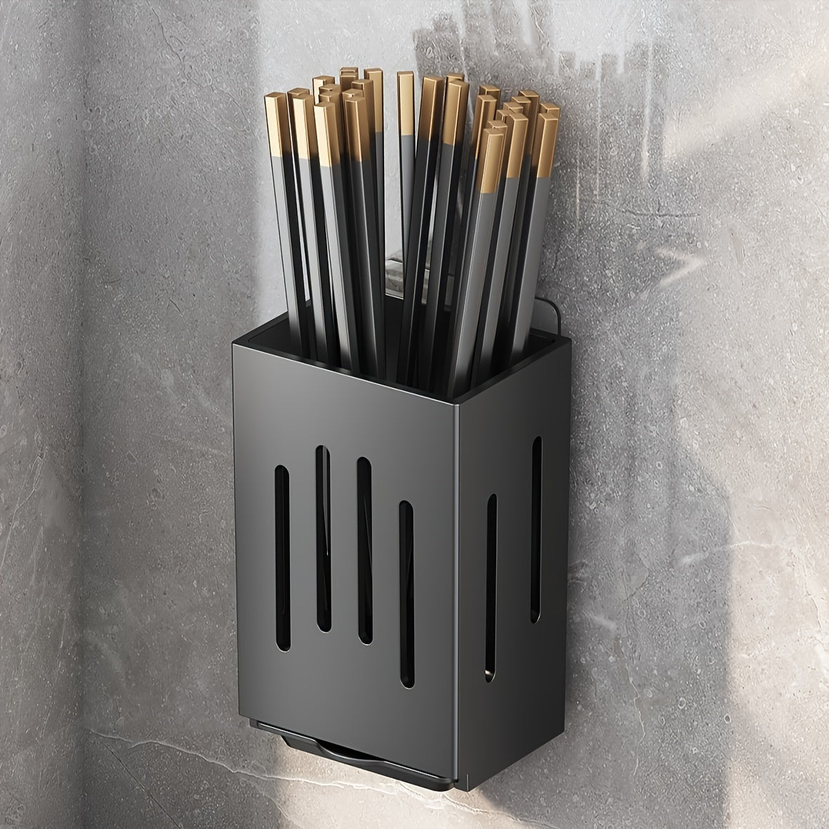 Ko‘p funksiyali oshxona idishlarini saqlash uchun idish tutgichi, drenaj bilan, devorga o‘rnatiladigan yoki mustaqil