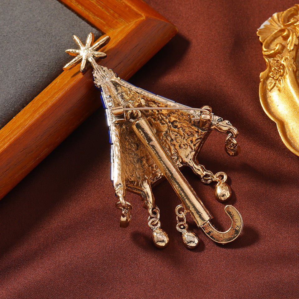 Vintage-Inspired Alloy Umbrella Brooch Pin with Rhinestone Tassels for Outerwear and Lapel Decoration