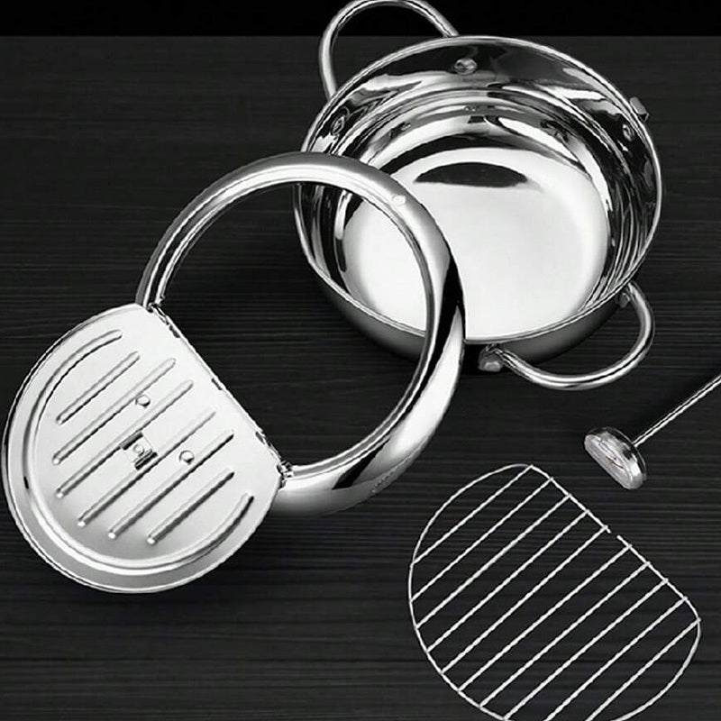 1 ta Stainless Steel Fryer, haroratni boshqarish, yog' tomchilari filtri rack, qopqoq va 2 ta plastinka bilan. Gaz pechlari va induksiya pechlari uchun mos, fransuz kartoshkasi, tovuq va boshqalarni qovurish uchun ideal.