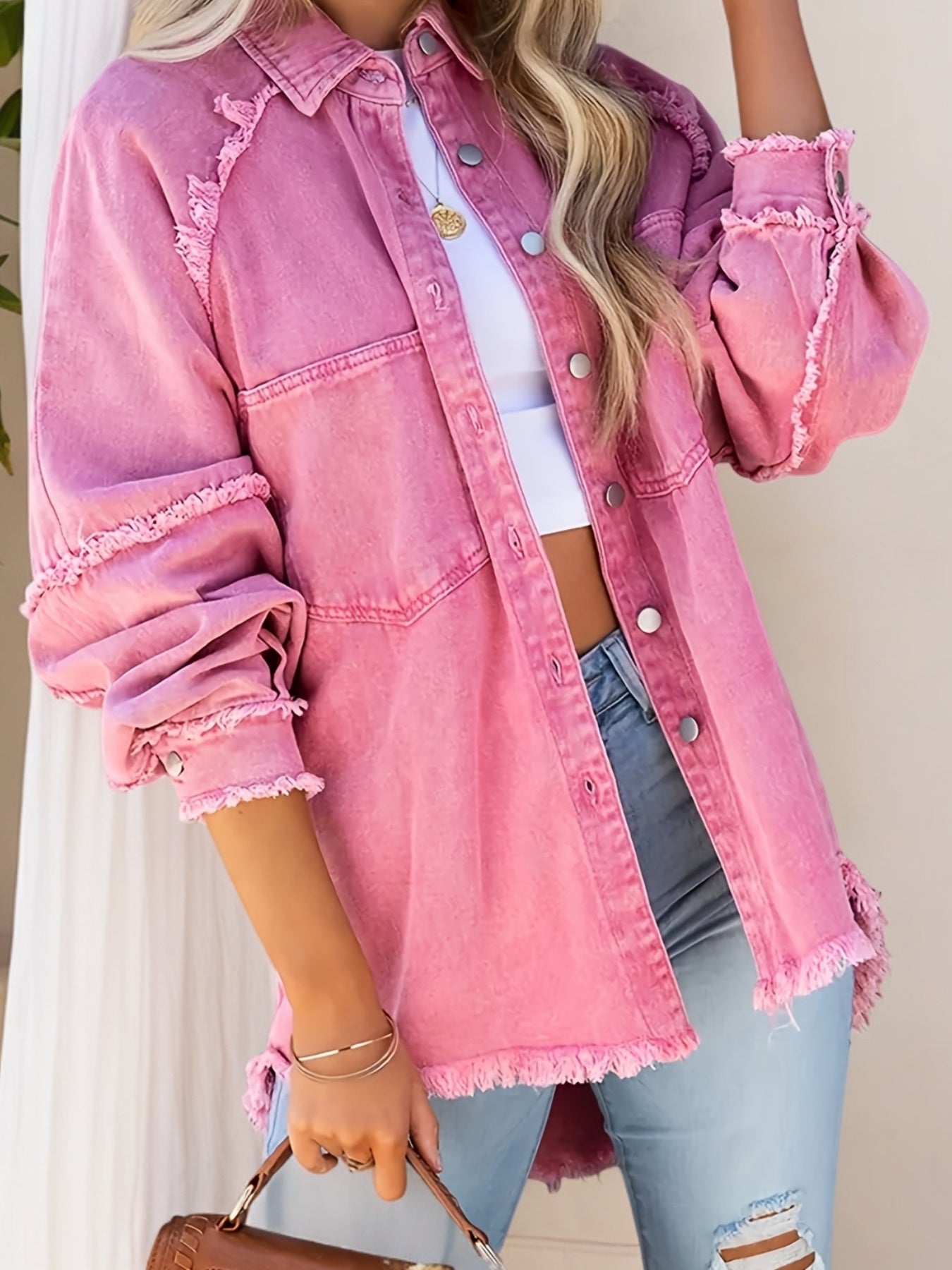 Chaqueta de mezclilla para mujer de tallas grandes de manga larga con botones y flecos
