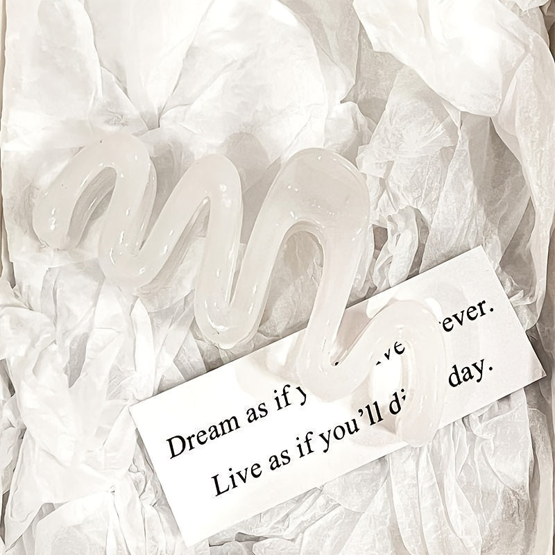 Wave-Shaped Resin Hair Claw Clips for Ladies and Girls Daily Use and Gifts