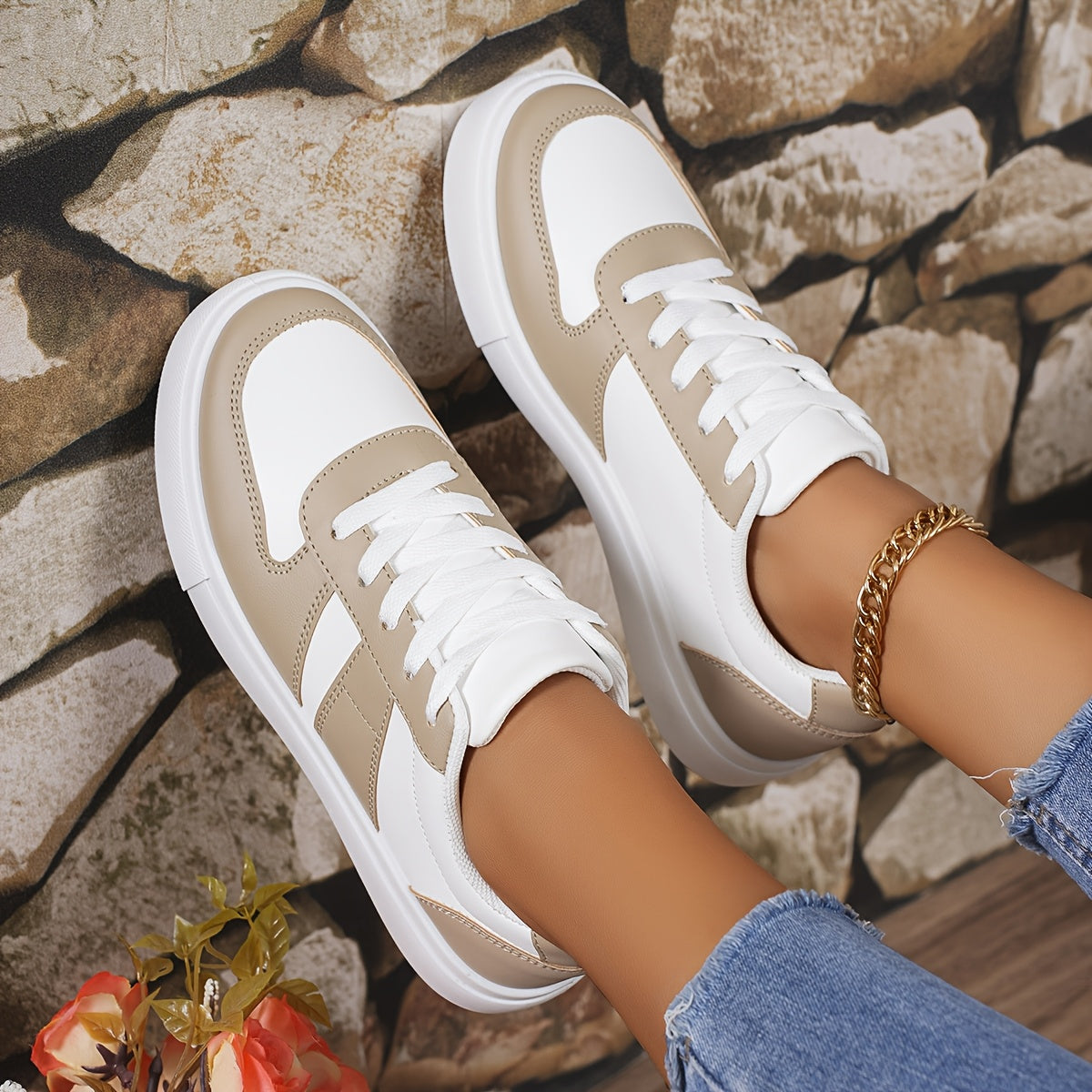 Women's Retro Sneakers Lightweight Synthetic and PVC Casual Shoes Beige White