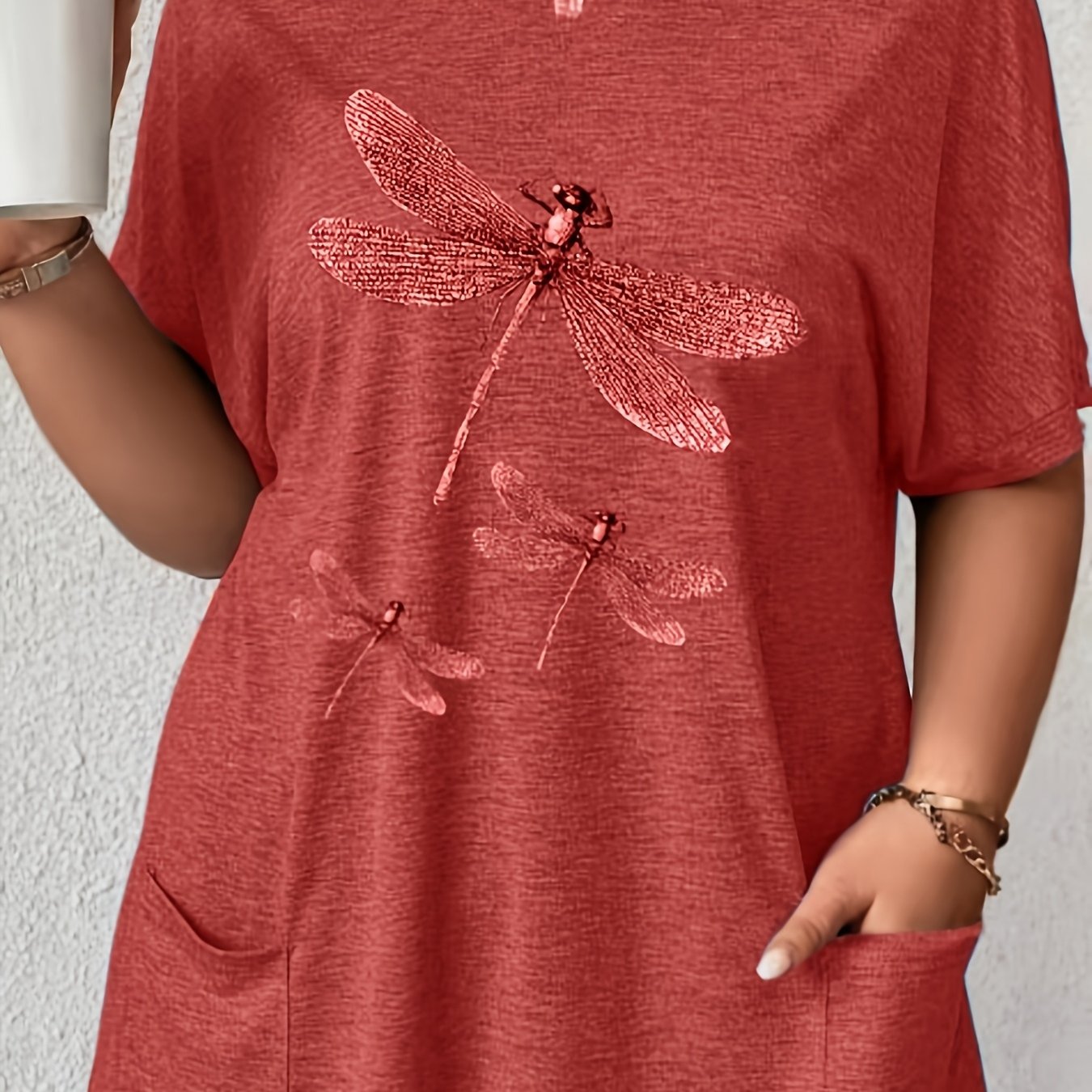 Plus Size Women's Dragonfly Print T-Shirt Green Short Sleeve Crew Neck Casual Top