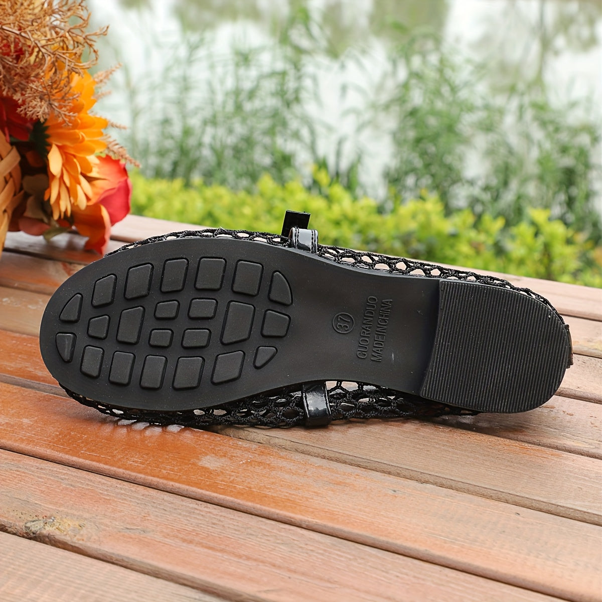 Women's Mesh Flat Shoes with Metal Buckle, Round Toe, Casual Summer