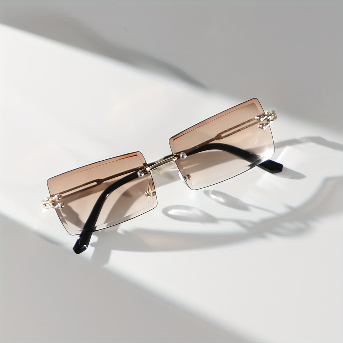 Rectangle Frame Sunglasses for Women and Men Anti-Glare Driving Beach Travel