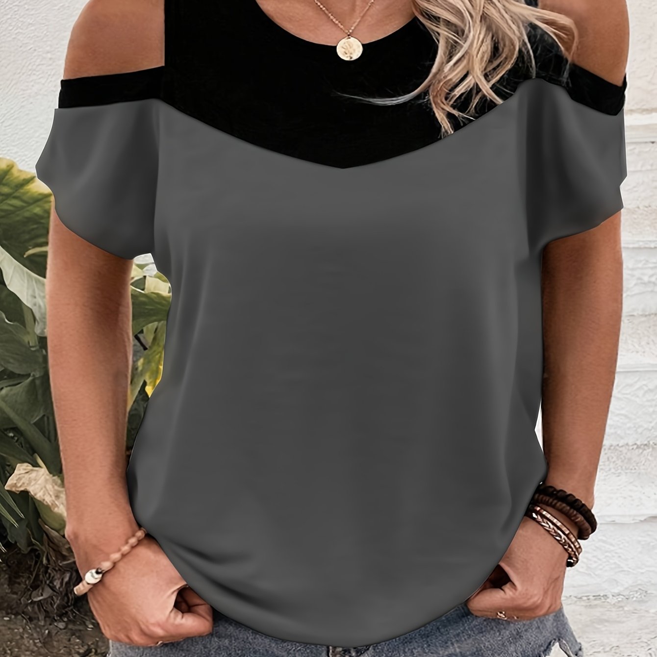 Women's Plus Size Off-Shoulder Striped T-Shirt, Breathable Casual Summer Top