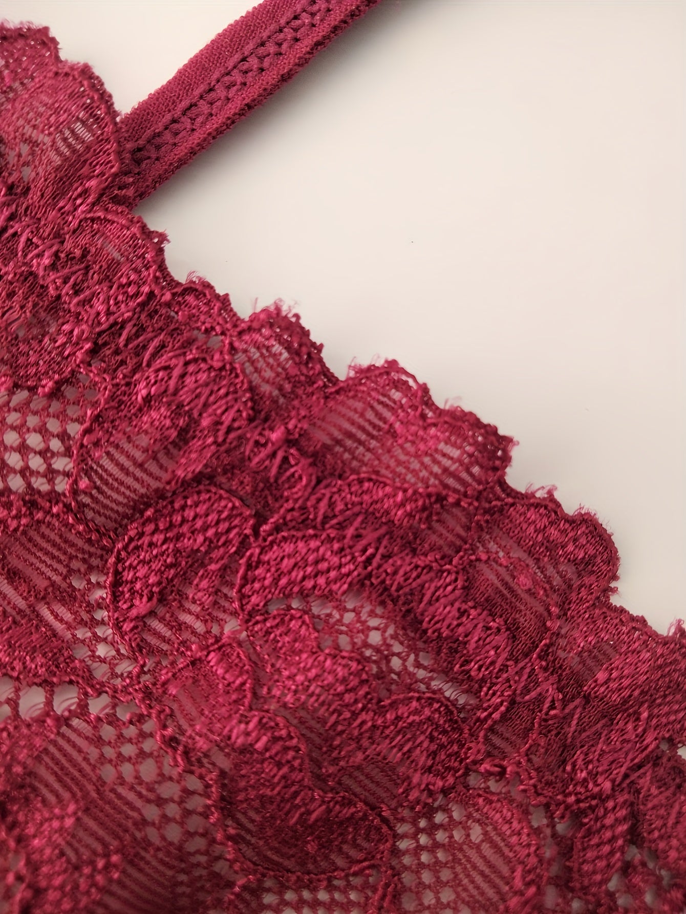 Lingerie Lace Thong with Diamond Decorations for Women