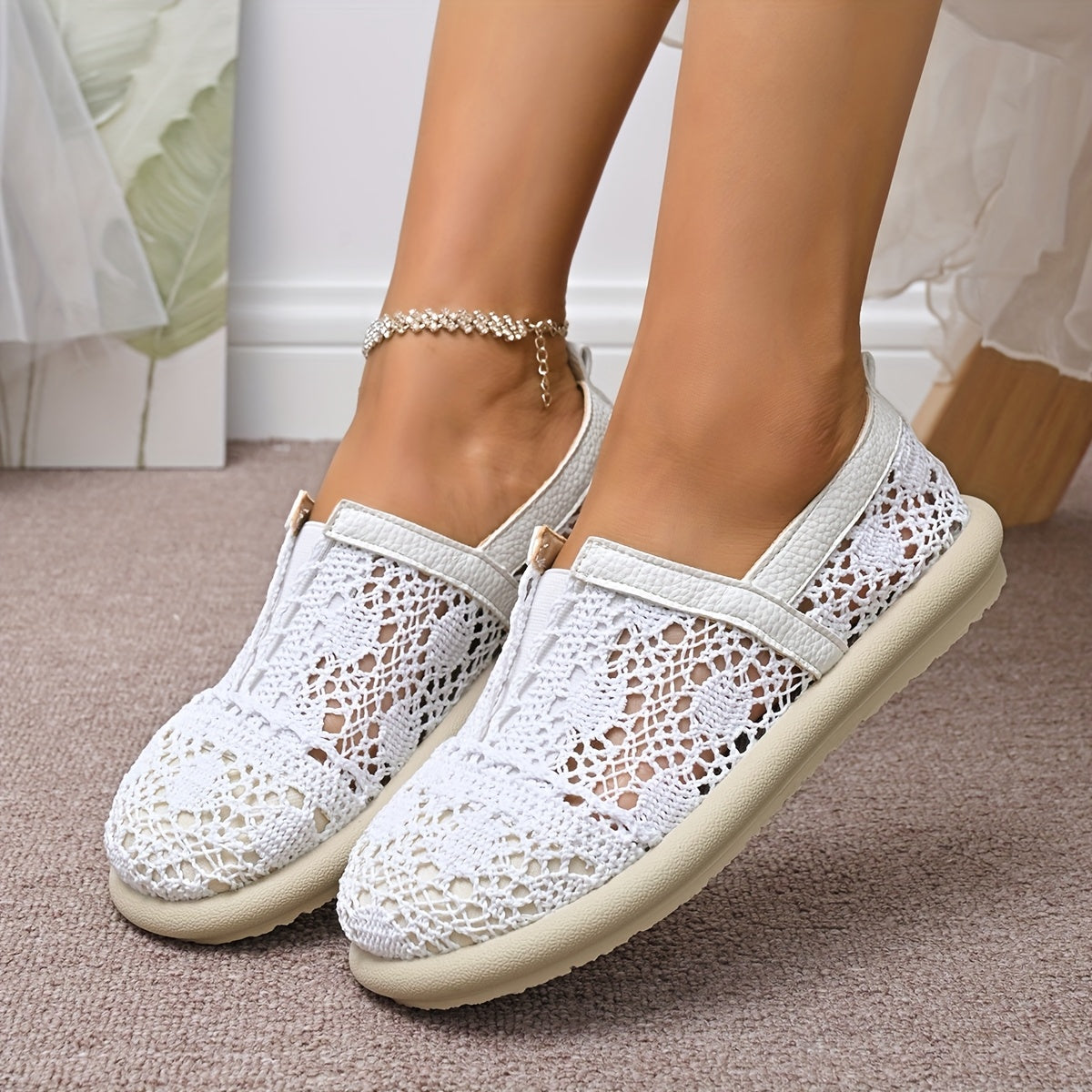 Women's Breathable Mesh Slip-On Loafers Round Toe Flat Shoes for All Seasons