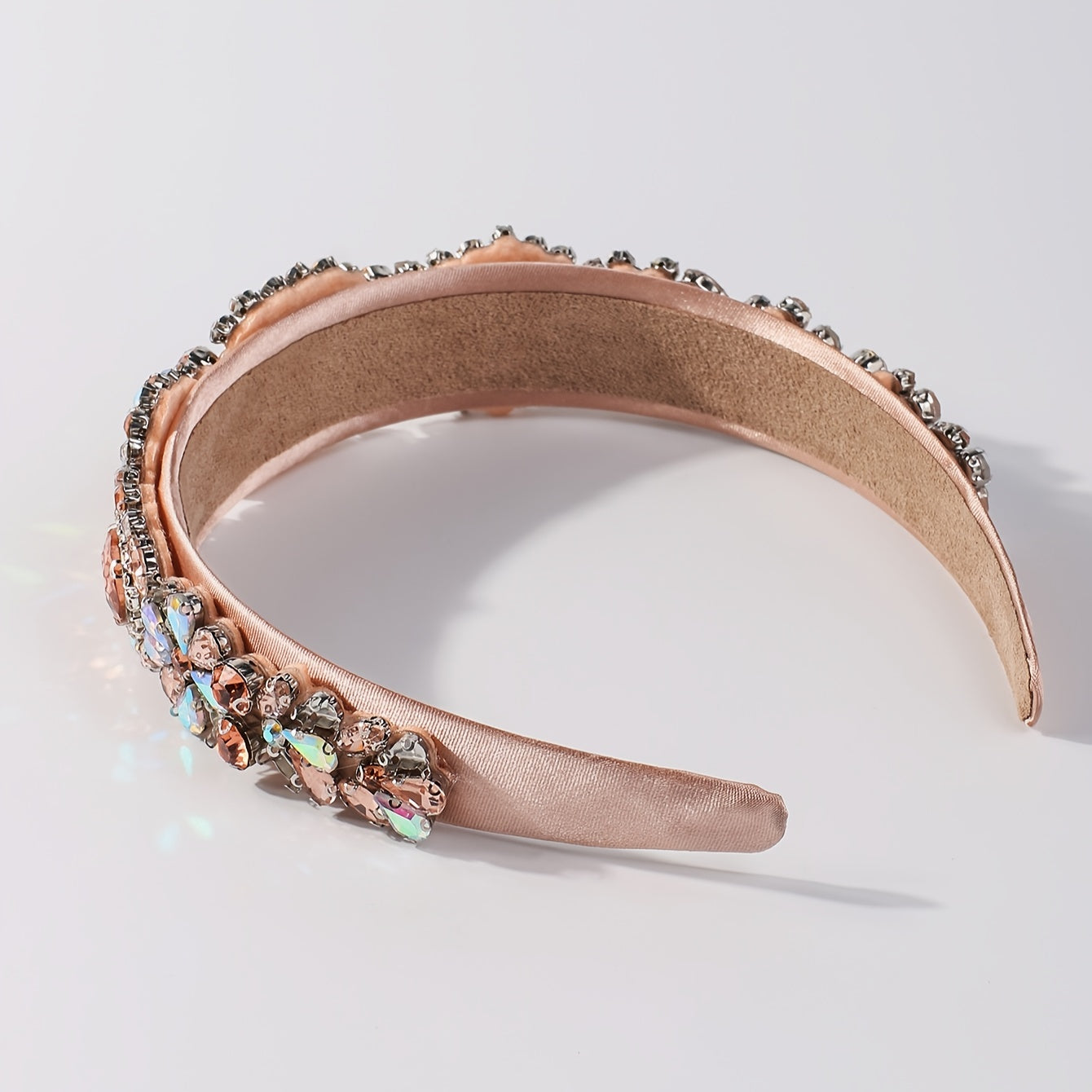 Diadema de pedrería para mujer con cristales para eventos especiales y uso diario