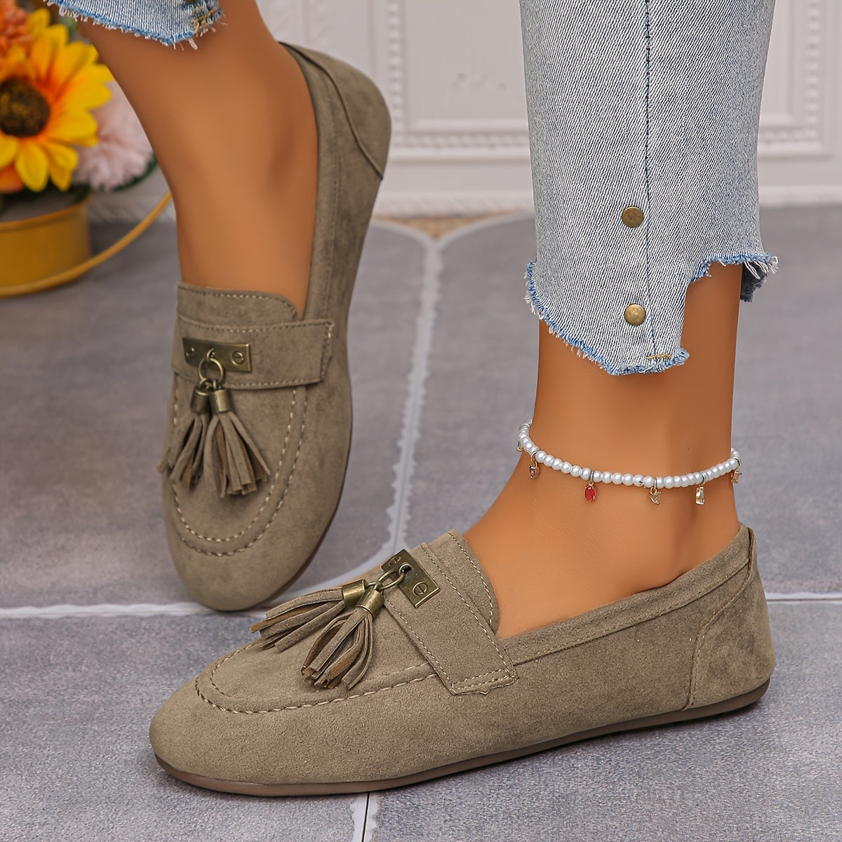 Women’s Slip-On Loafers Beige Floral Fringe Cushioned PU Insole